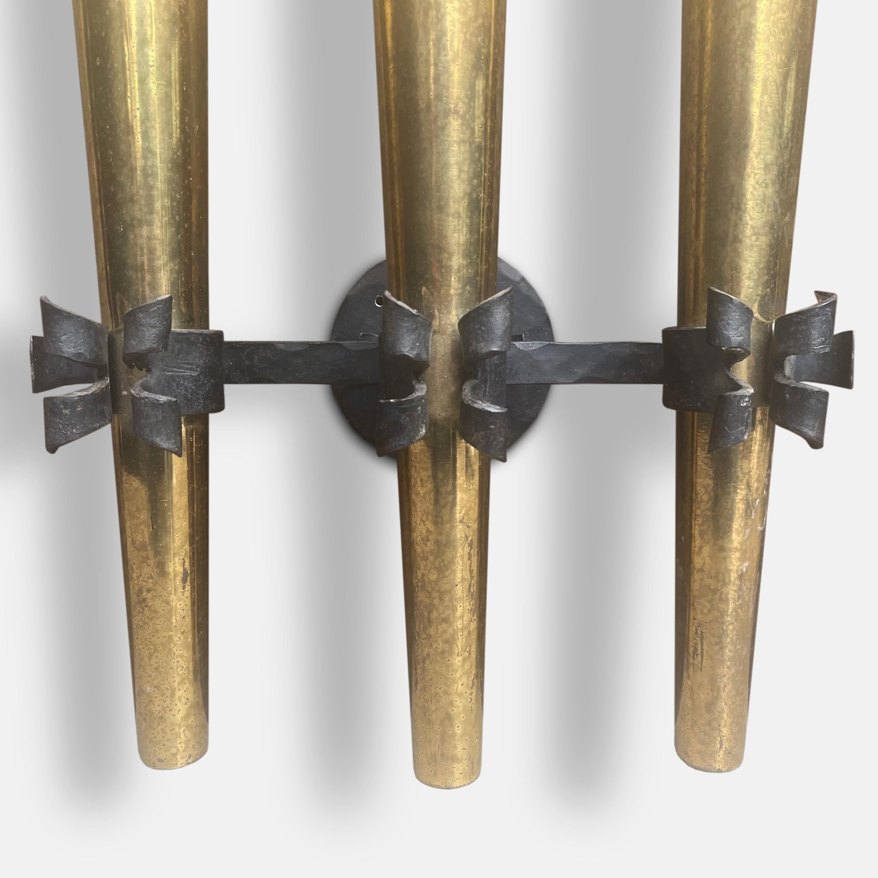1950s French Brass and Wrought Iron Torchière Wall Sconce In Good Condition For Sale In London, GB