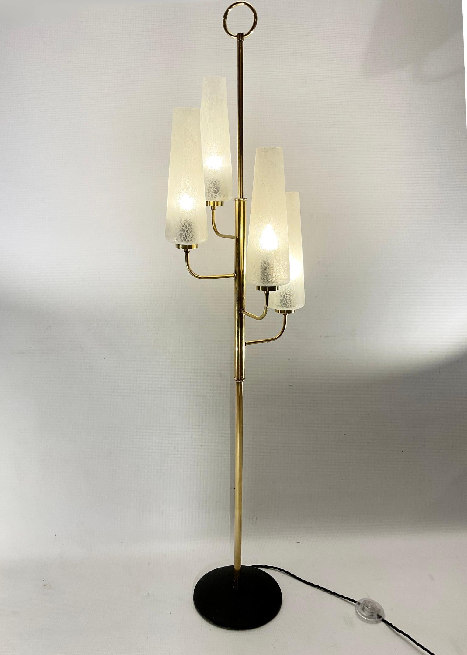 1950s French Brass Floor Lamp with Four Glass Frosted Shades For Sale 4