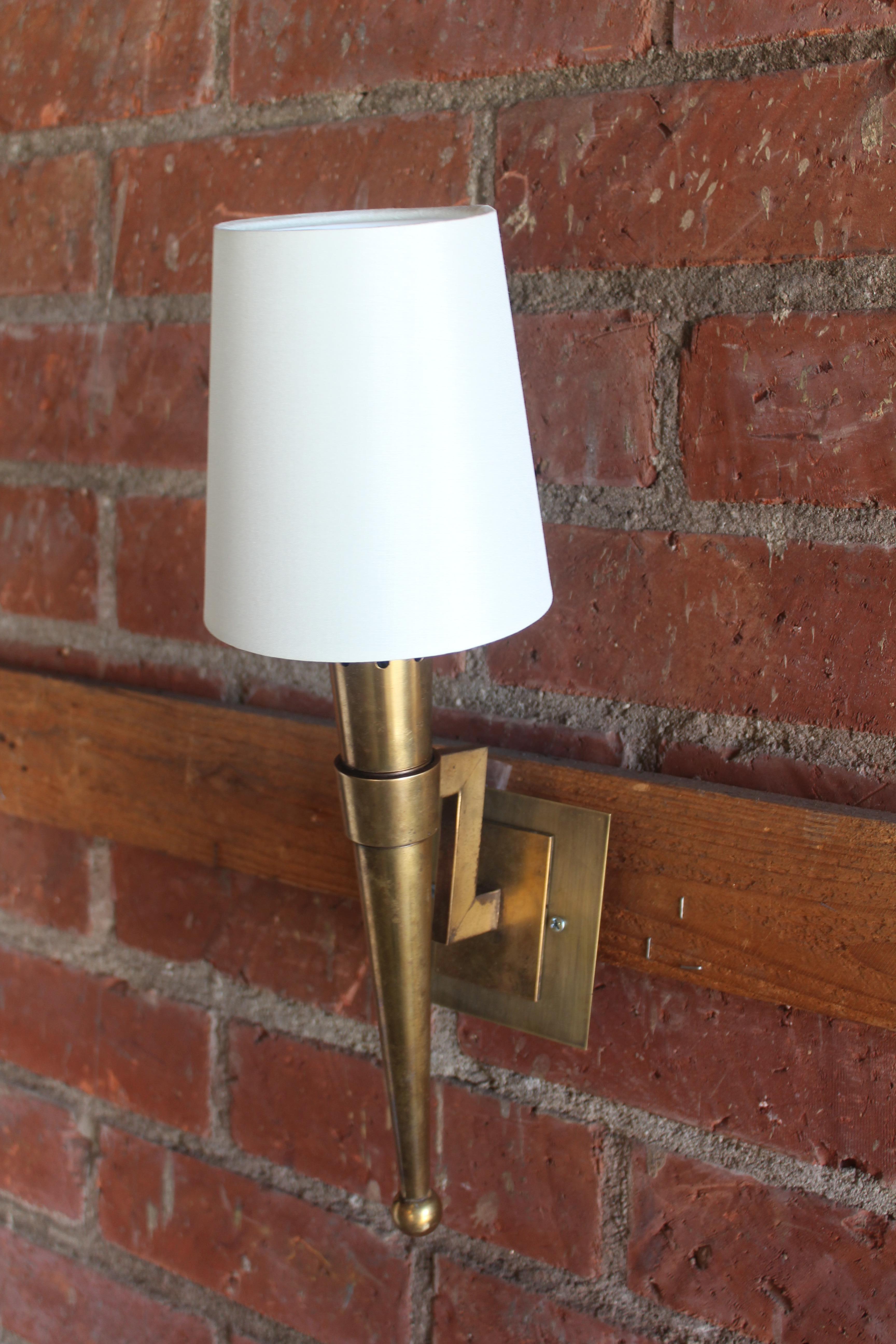 1950s French Brass Mid Century Wall Sconce by Jean Perzel For Sale 5