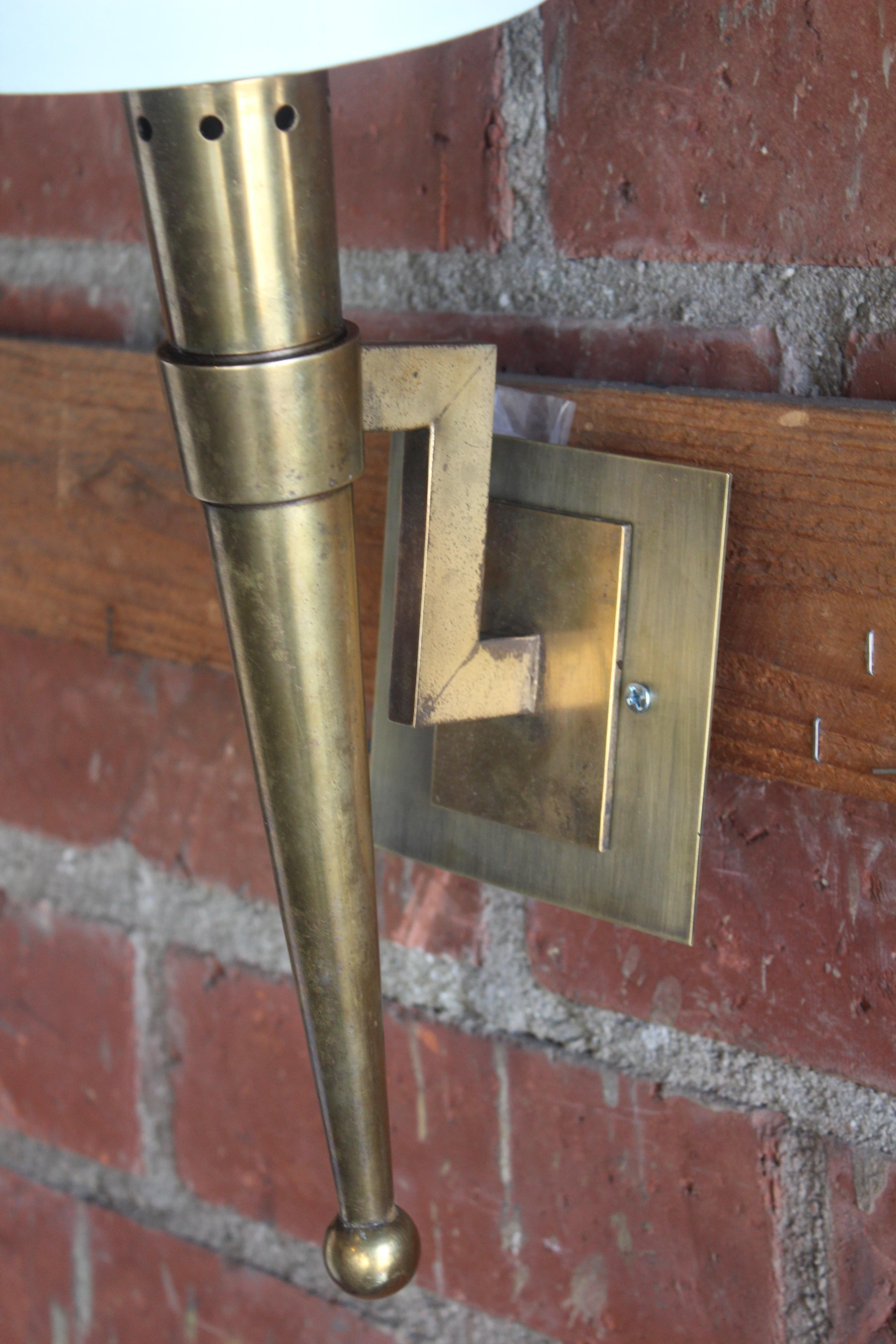 1950s French Brass Mid Century Wall Sconce by Jean Perzel For Sale 1