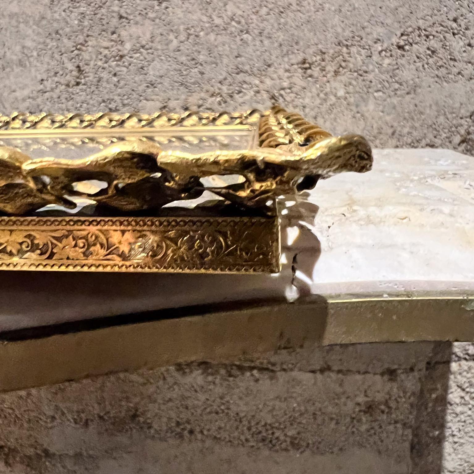 Vassoio da toilette con specchio francese in ottone del 1950 in vendita 5