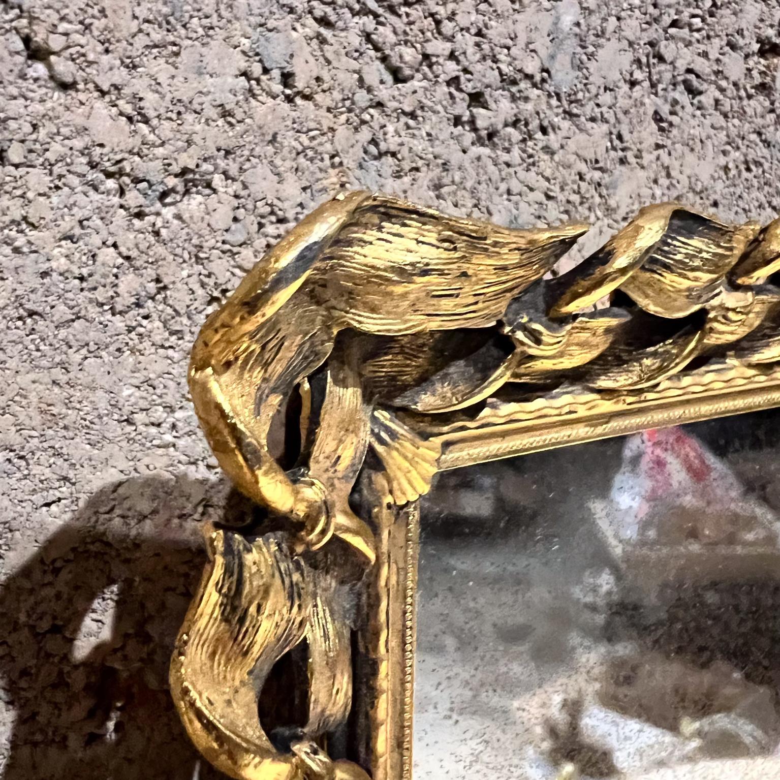 Mid-Century moderno Vassoio da toilette con specchio francese in ottone del 1950 in vendita