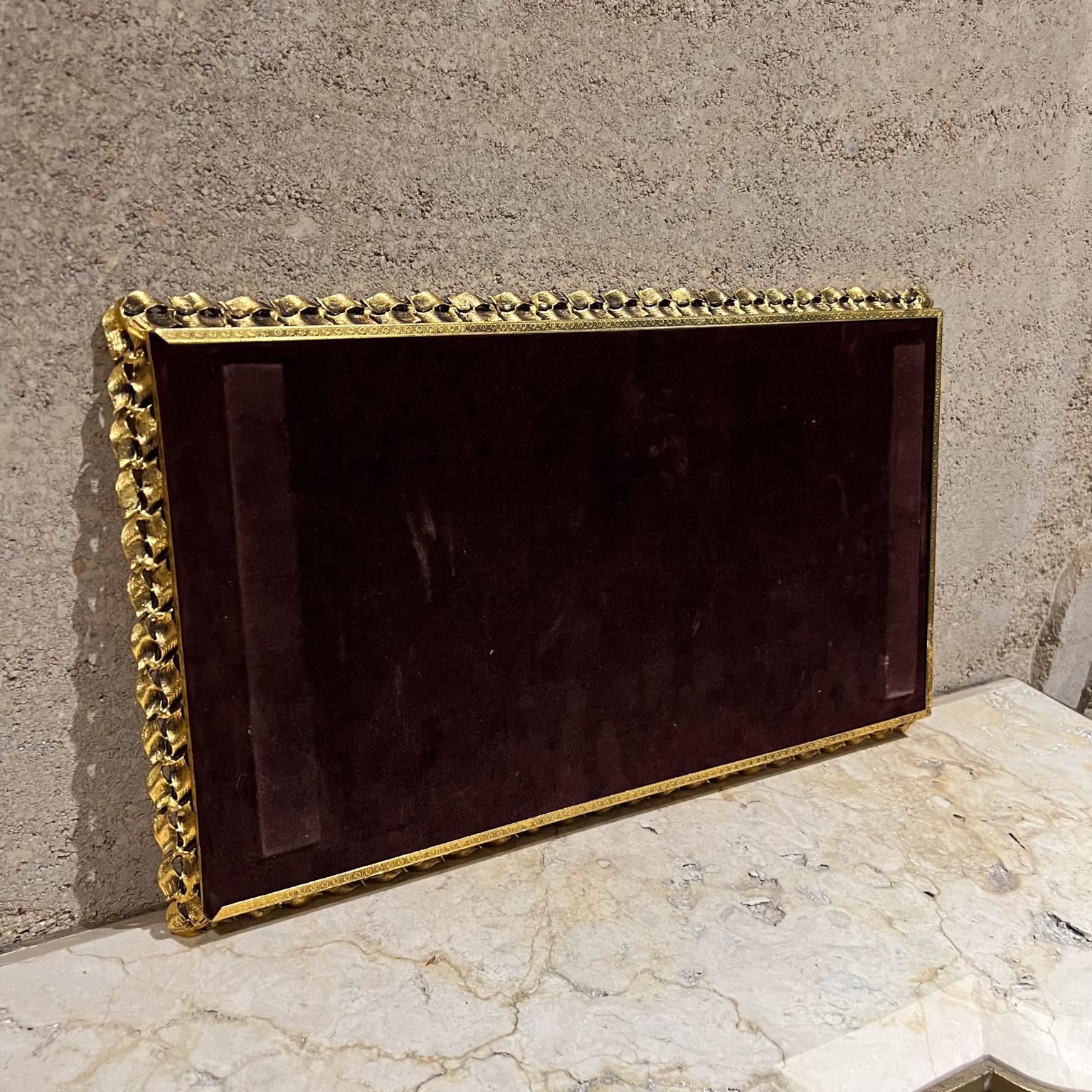XX secolo Vassoio da toilette con specchio francese in ottone del 1950 in vendita