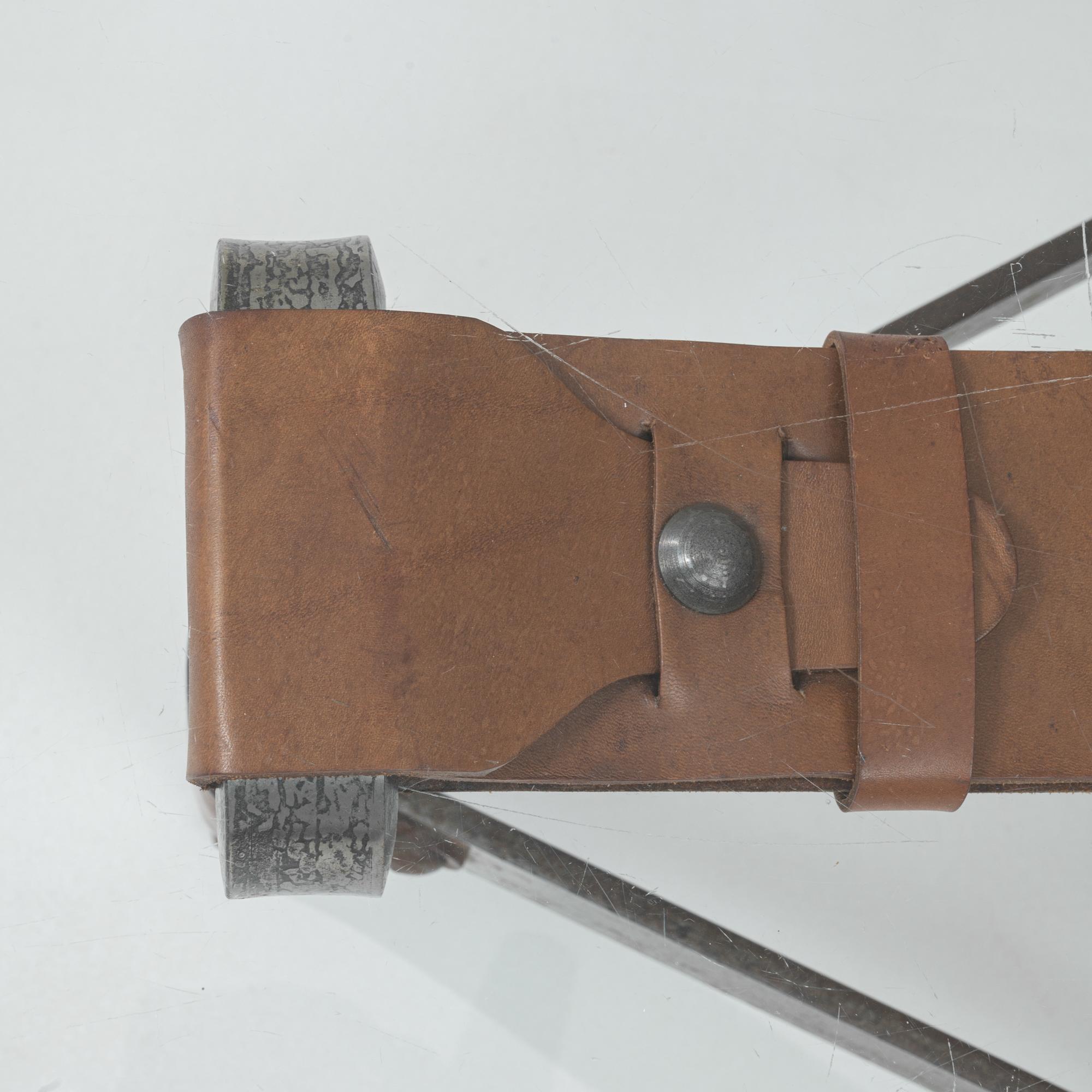 Table basse en verre brutaliste française des années 1950 par Jacques Adnet en vente 5