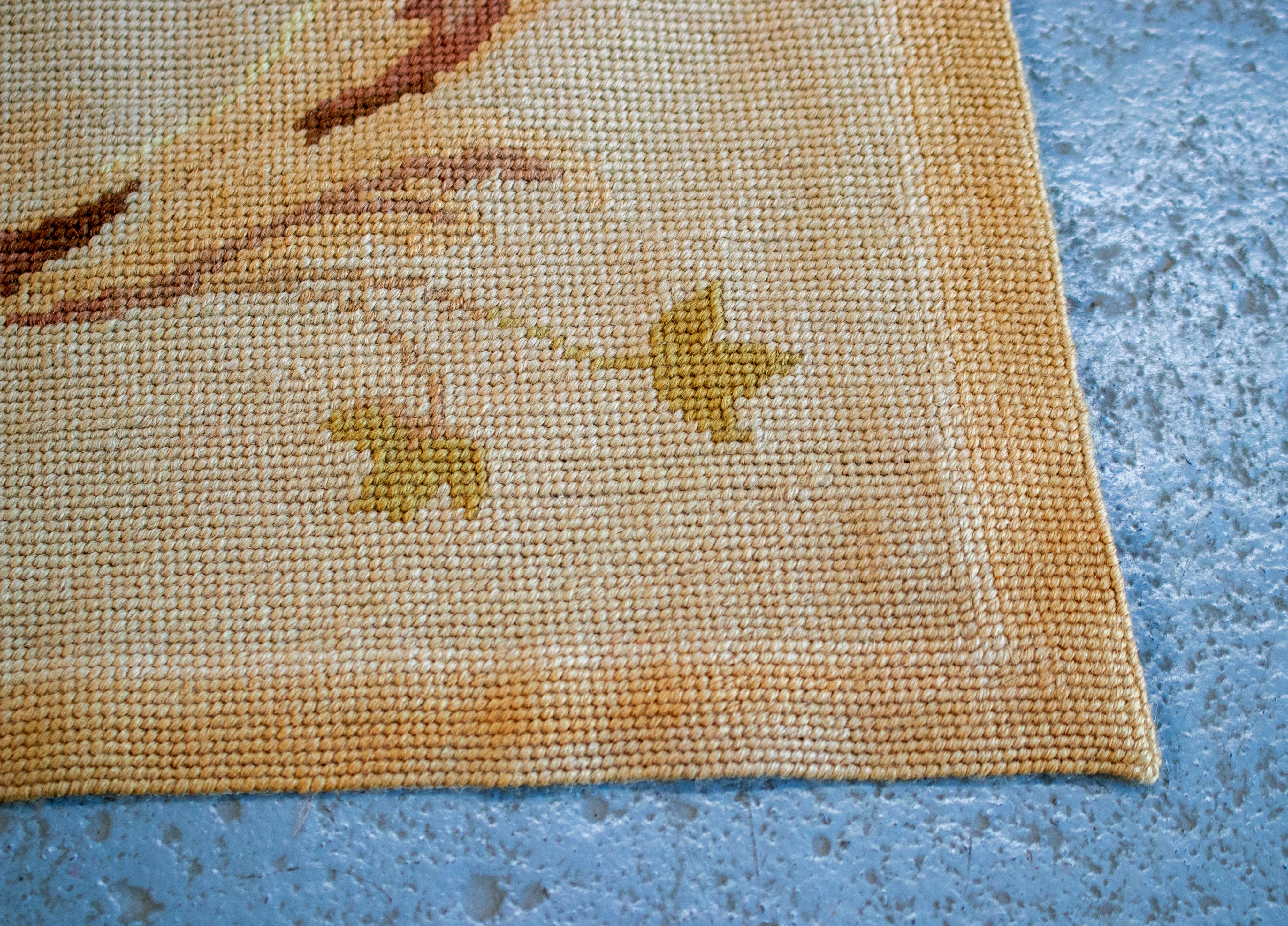 1950s French Carpet with Ochre Tones and Flower Decorations For Sale 4