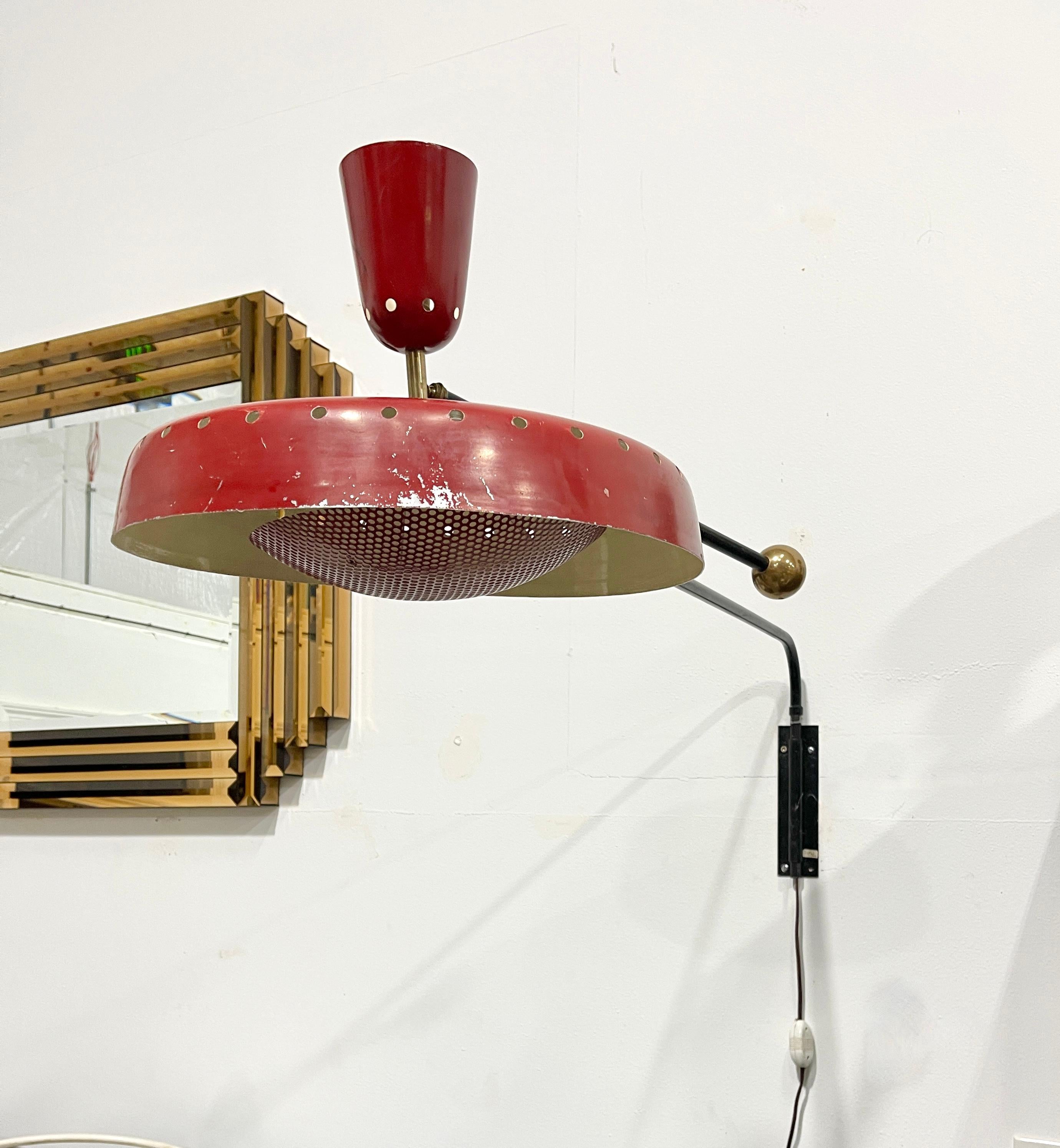 1950’s French Counterbalance Swing Arm Wall Lamp Francés en venta