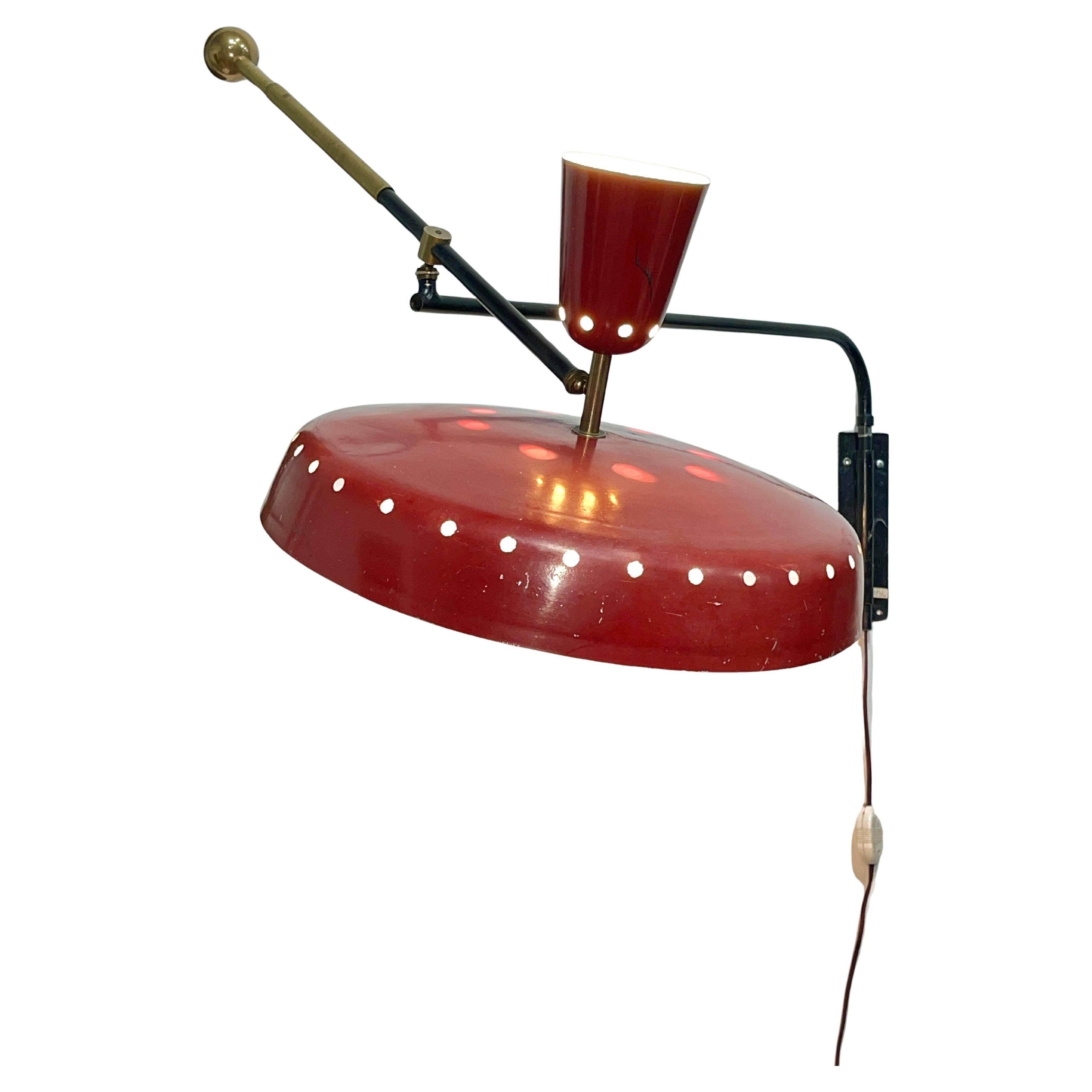 1950’s French Counterbalance Swing Arm Wall Lamp en venta