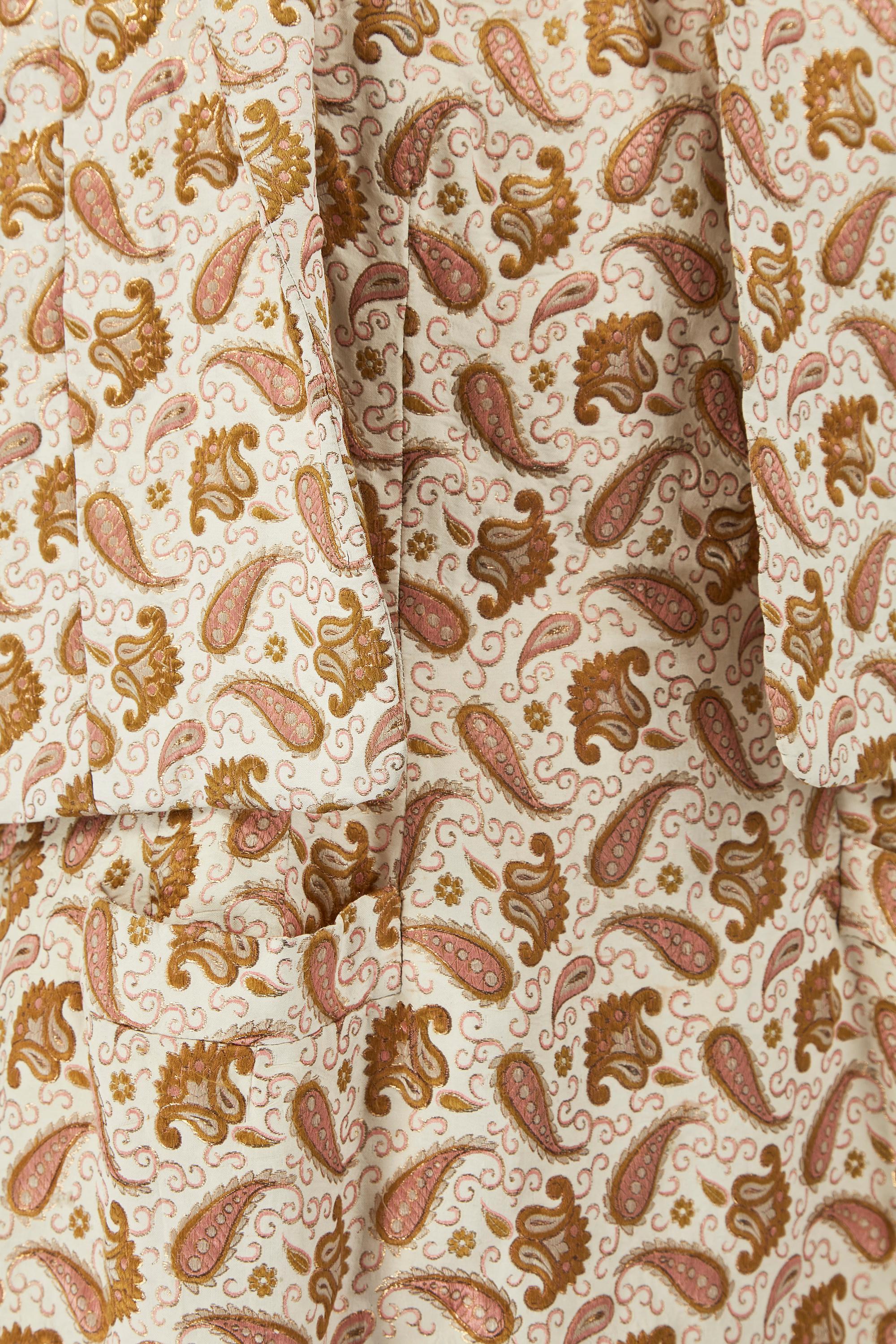 Ensemble robe et veste en brocart de soie Couture française des années 1950 Pour femmes en vente