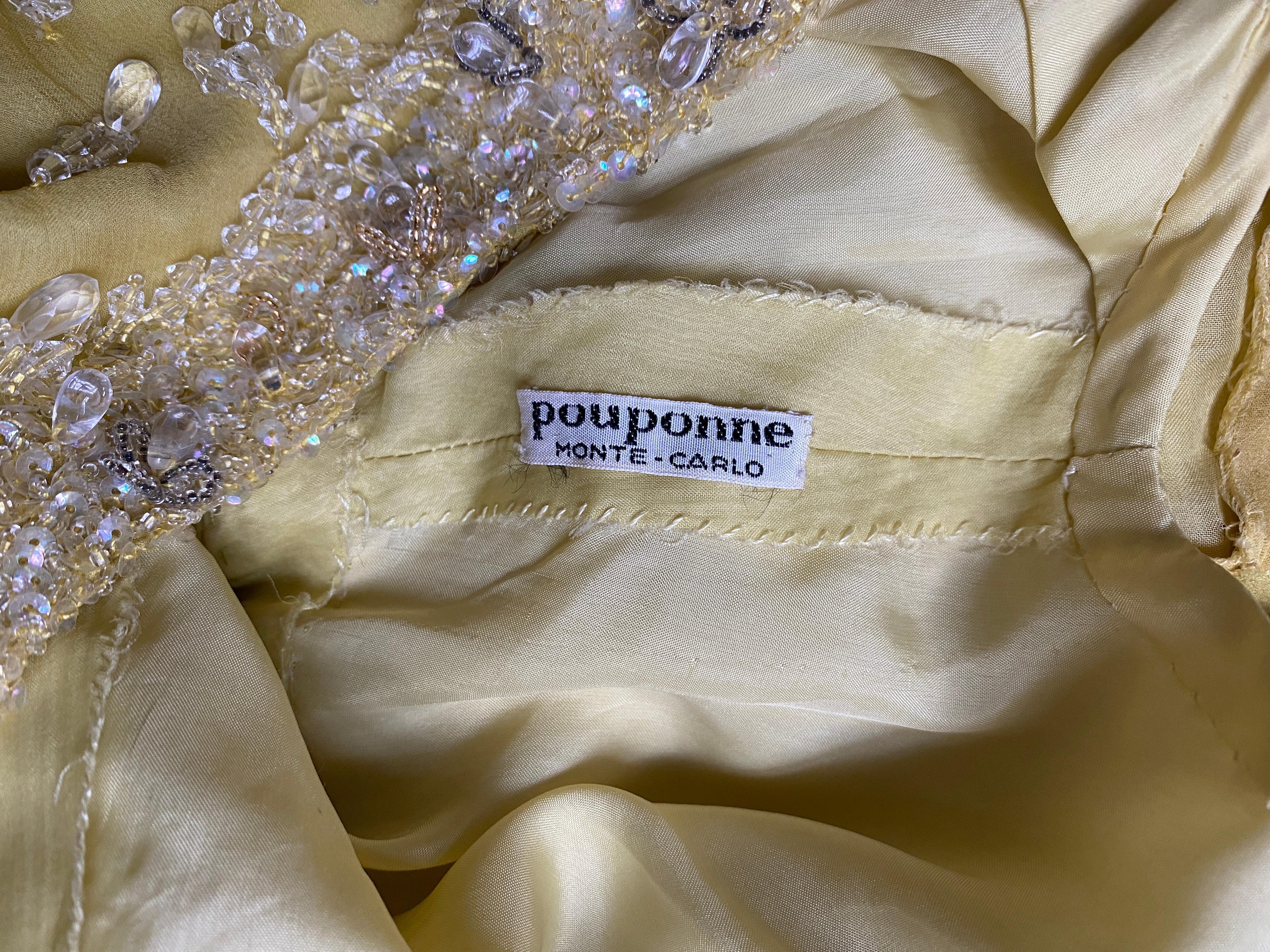 1950er Jahre Französische Couture Gelbes Seiden-Chiffon-Kleid mit Pailletten und Perlen im Angebot 2