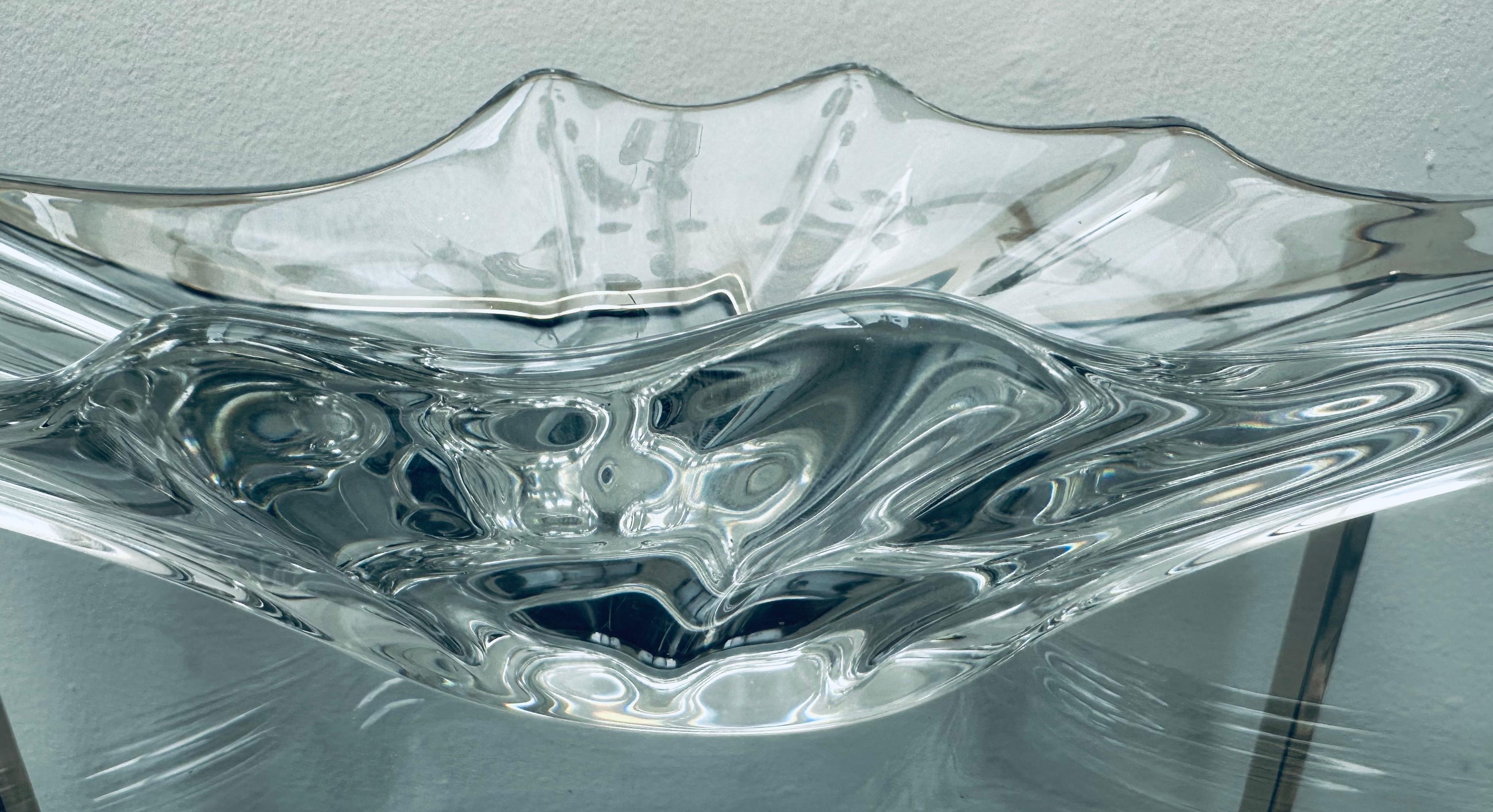 1950s French Crystal Art Glass Centrepiece Bowl in the Style of Art Vannes 8