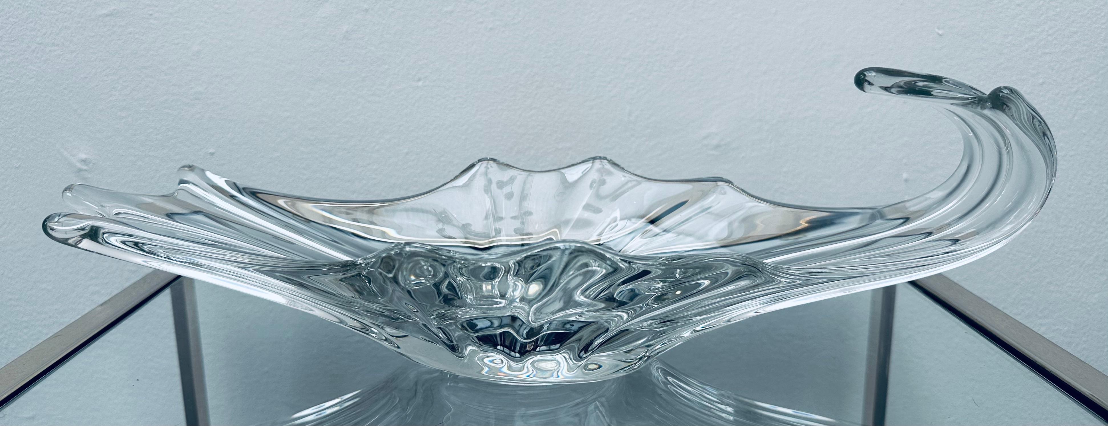 20th Century 1950s French Crystal Art Glass Centrepiece Bowl in the Style of Art Vannes For Sale