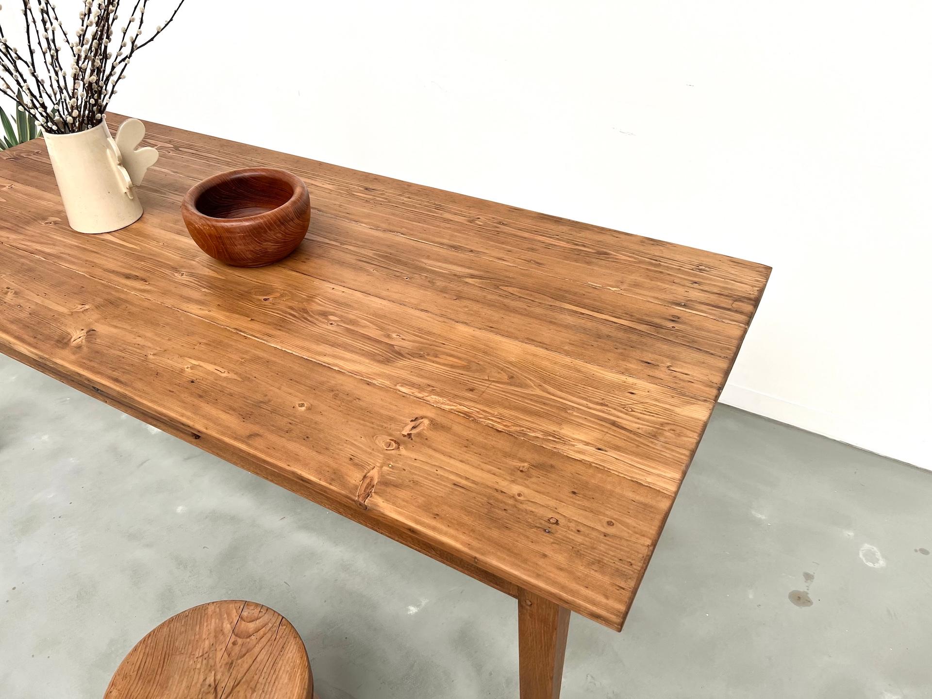 Mid-20th Century 1950's French Farm Table  in oak and pine For Sale