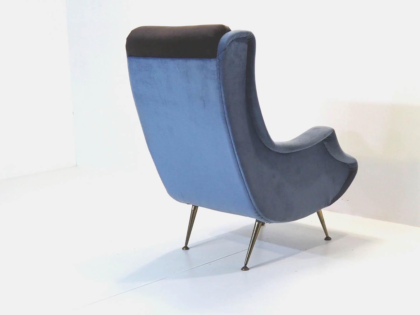 1950's Französisch Fauteuil, neu gepolstert (20. Jahrhundert) im Angebot