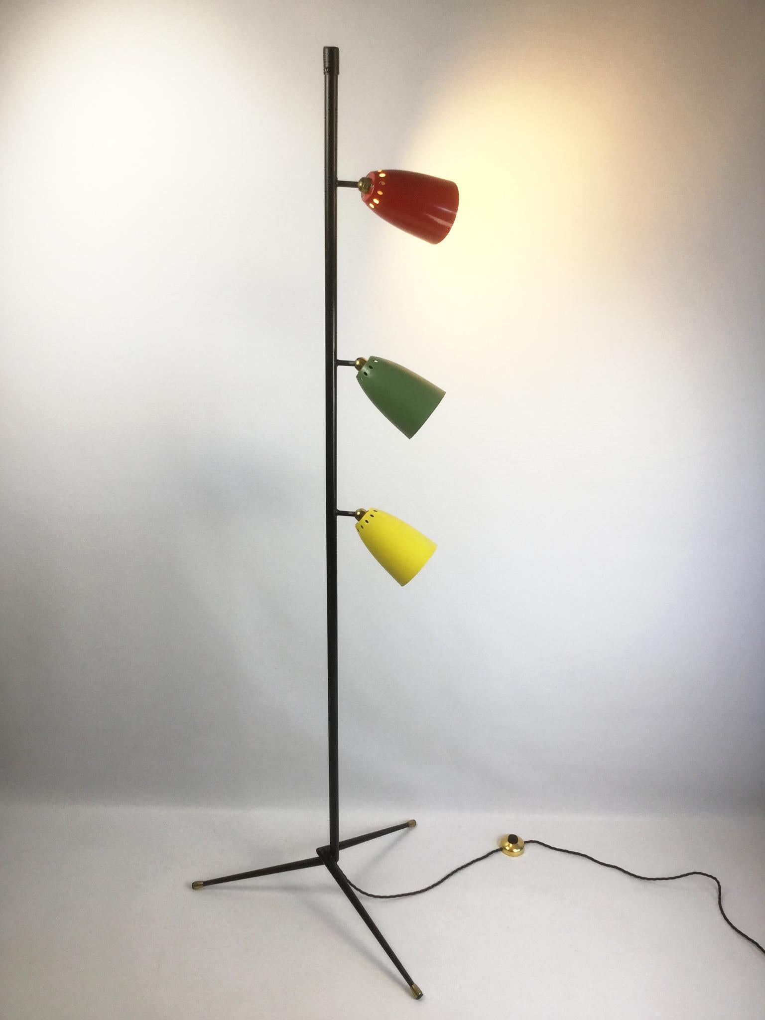 Mid-20th Century 1950s French Floor Lamp with Three Articulated Shades For Sale