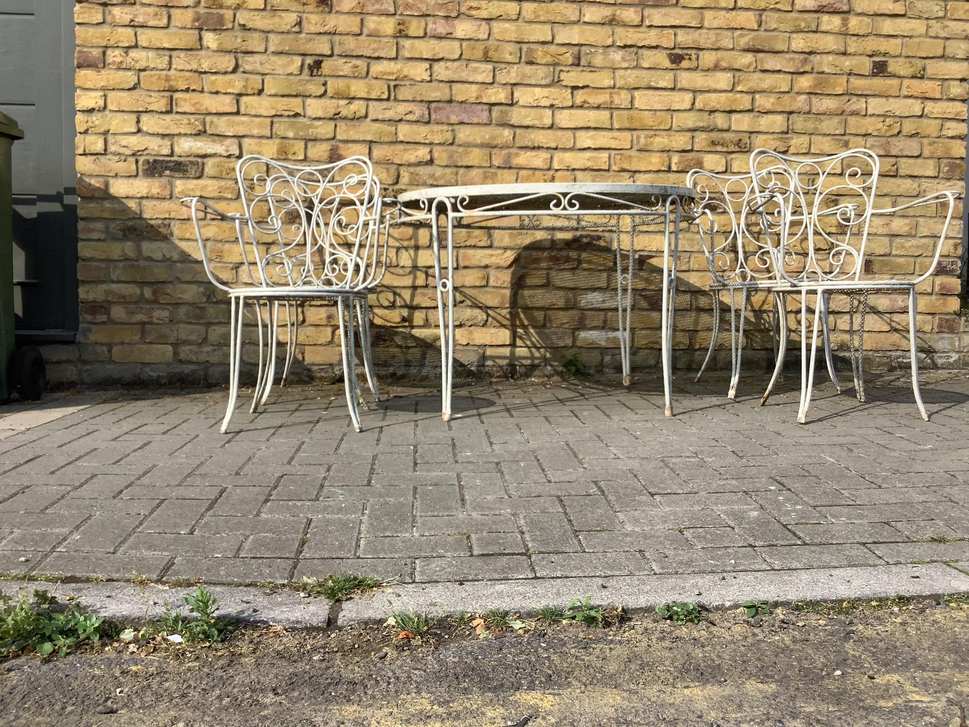 1950’s French Garden set l In Good Condition For Sale In London, Lambeth