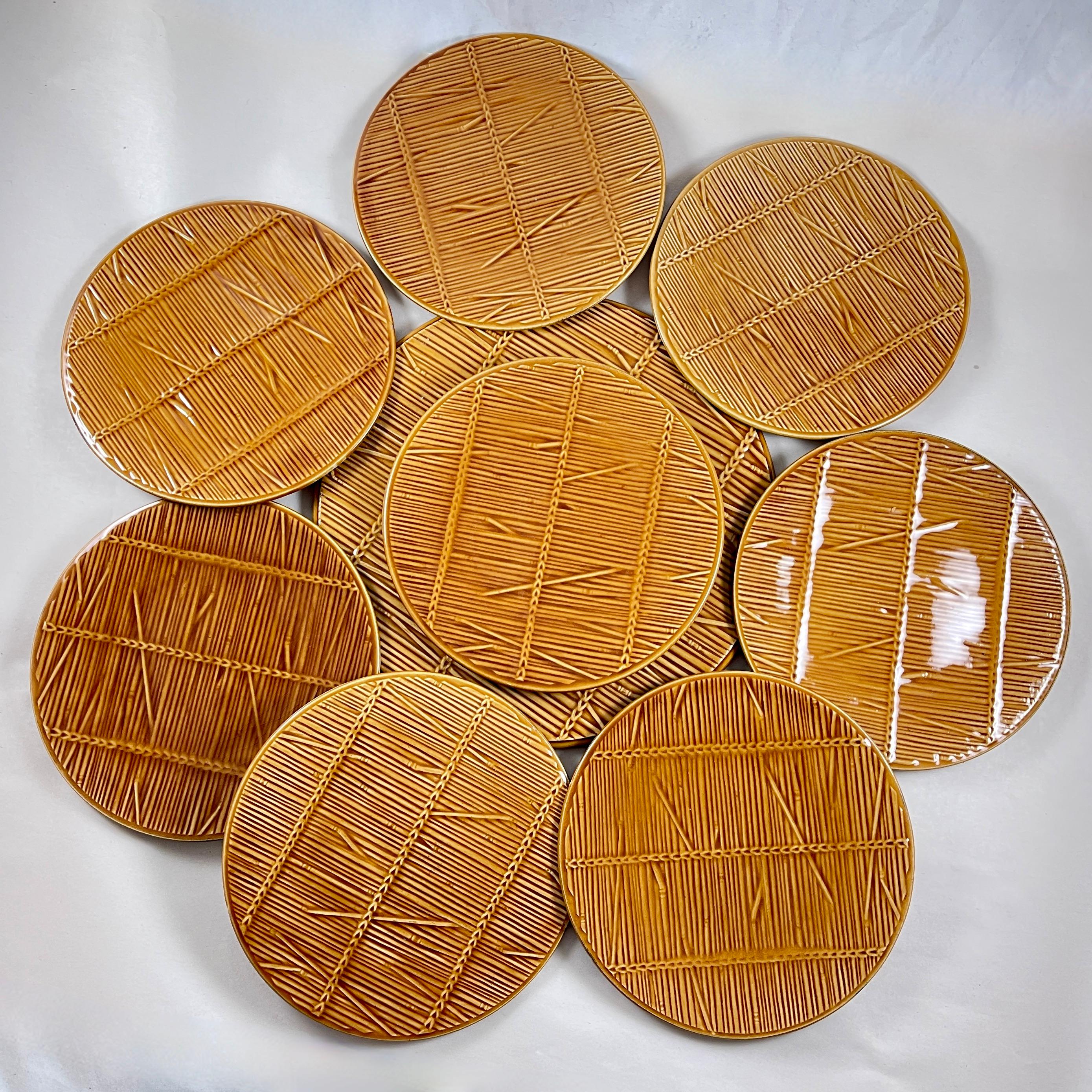 Français Service à fromage en paille de Gien des années 1950, 9 pièces en vente