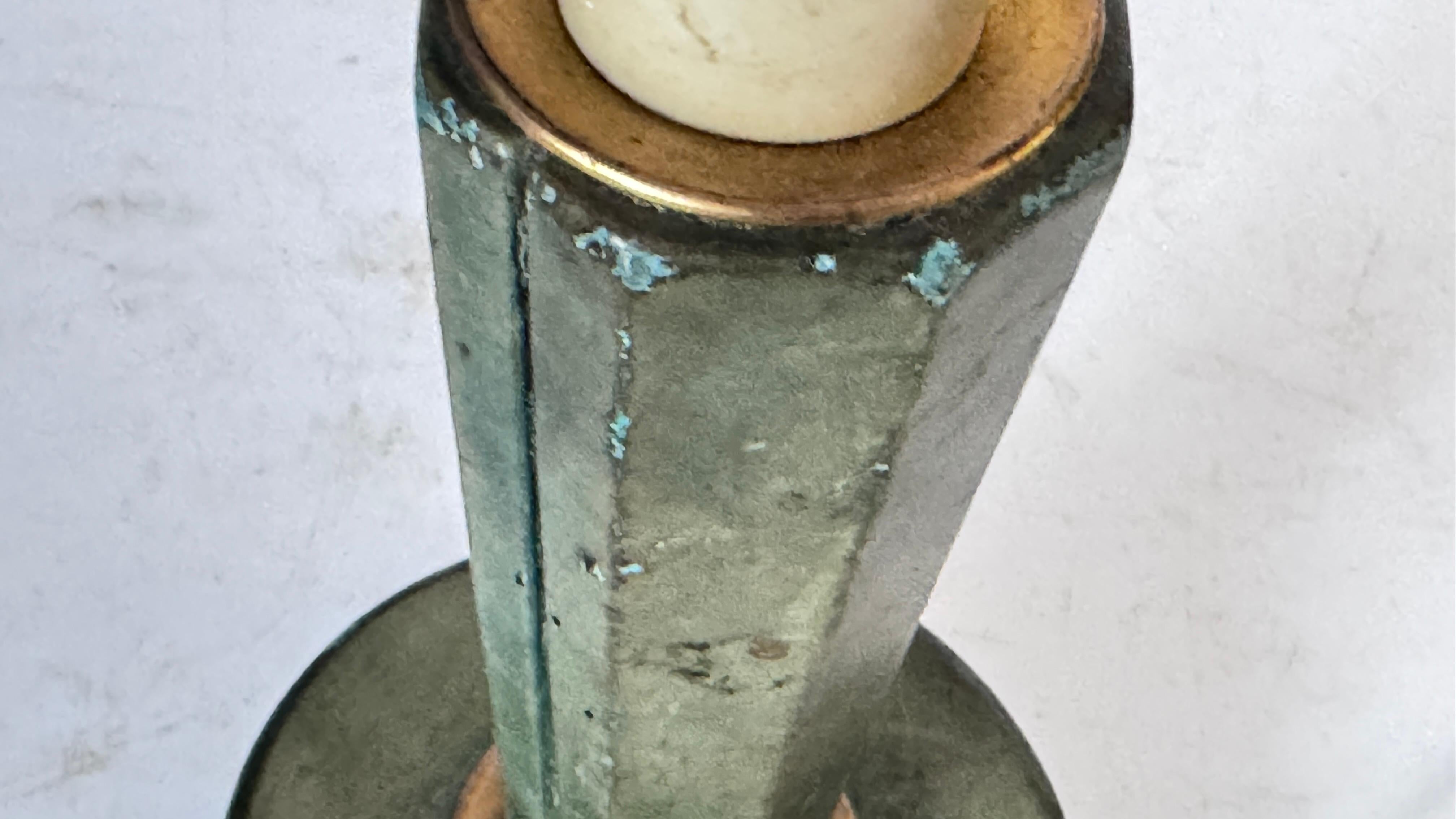 1950s French Green Leather Table Lamp – Brass Details – Jacques Adnet Style For Sale 6