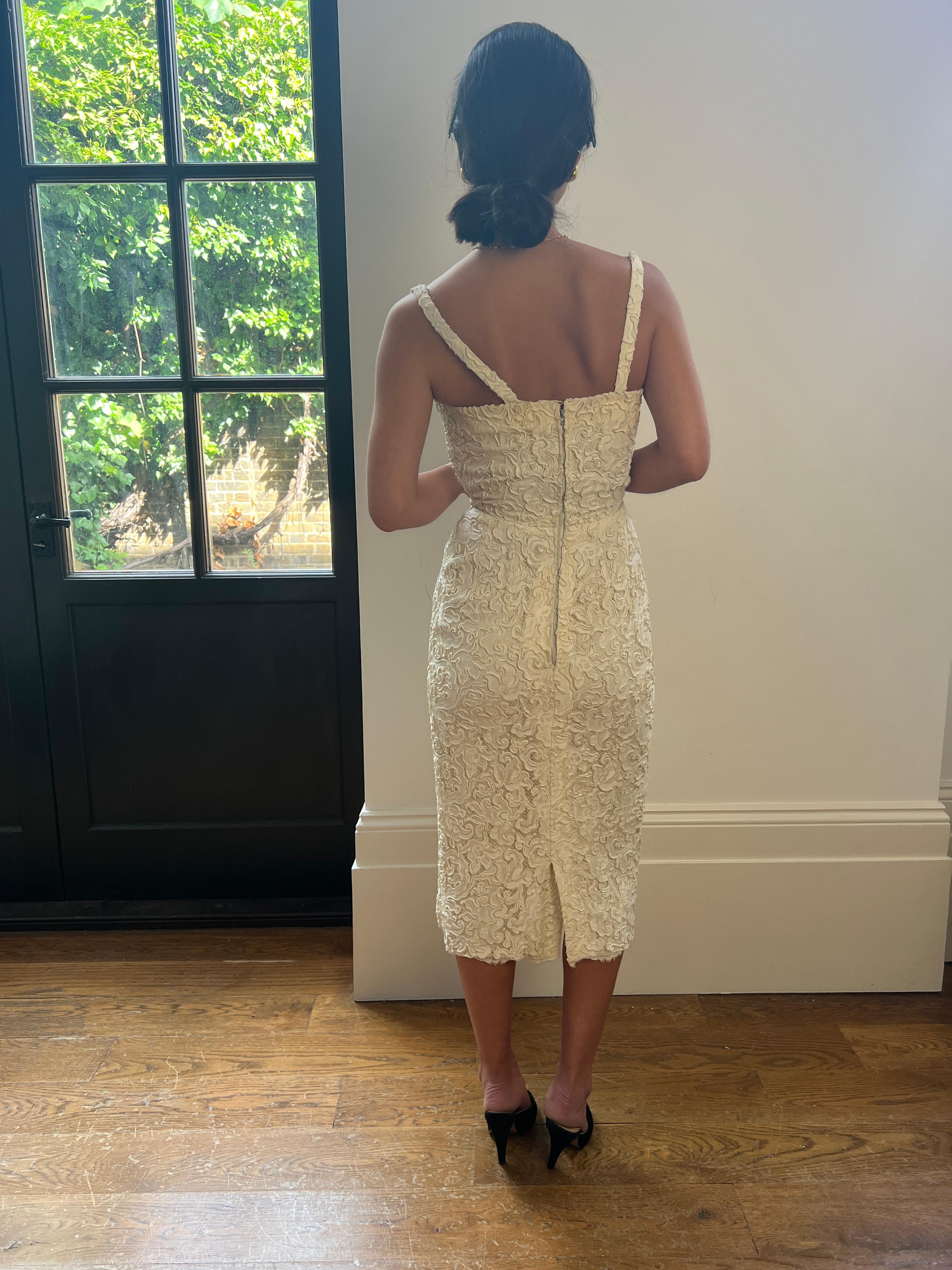 1950s French Haute Couture Cream Lace Bustier Dress For Sale 3