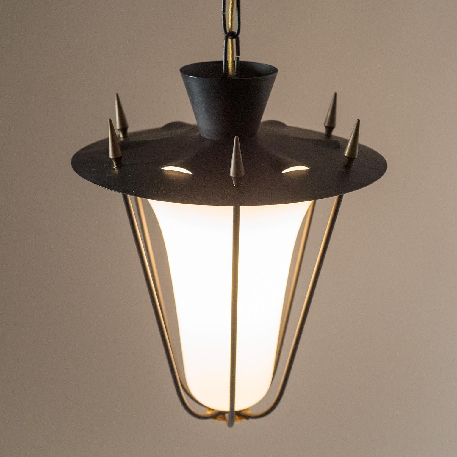 1950s French Lantern, Black and White with Brass Details In Good Condition In Vienna, AT