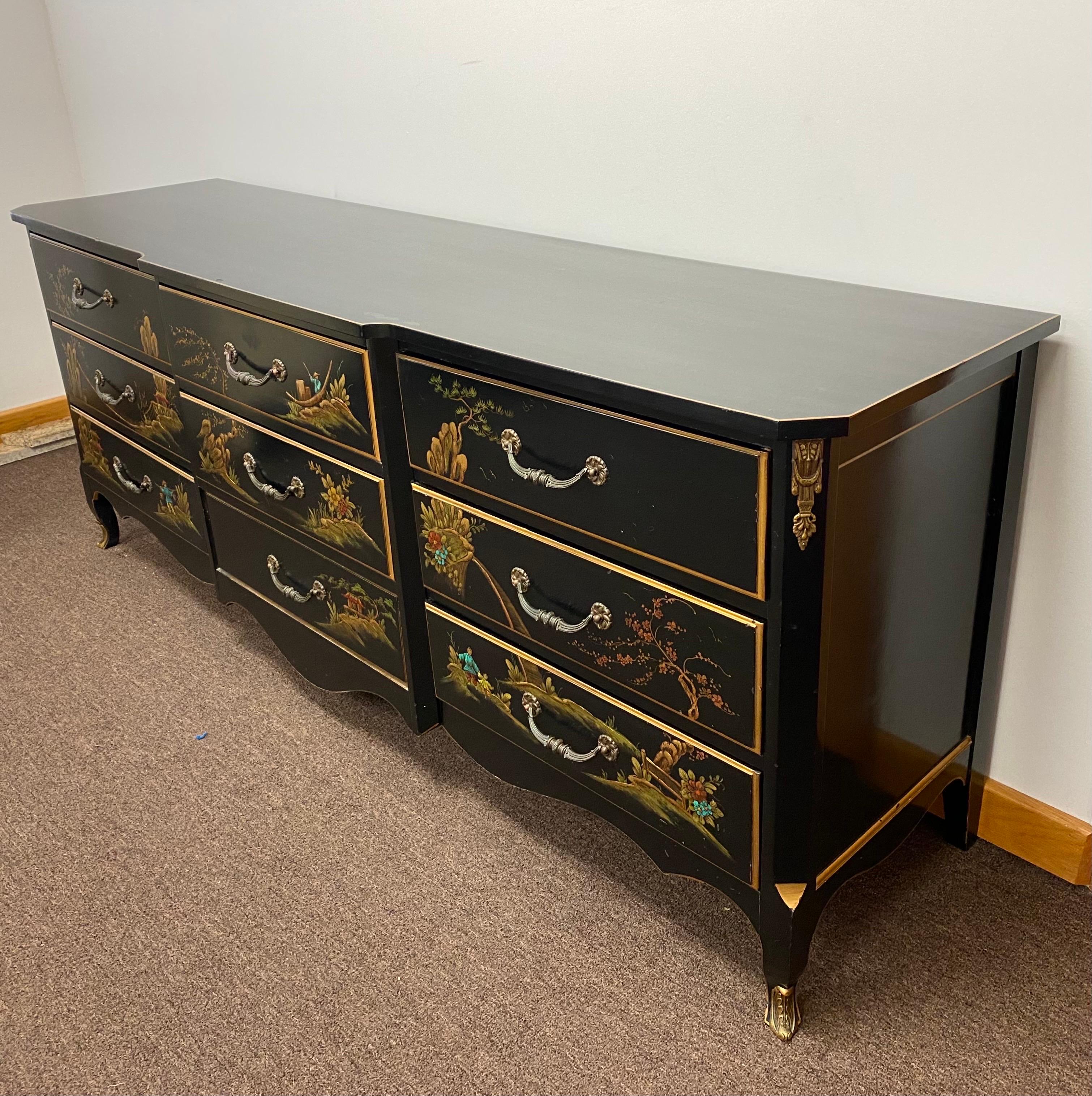 1950s French Louis XV Chinoiserie Style Black Lacquered Dresser In Good Condition In Farmington Hills, MI