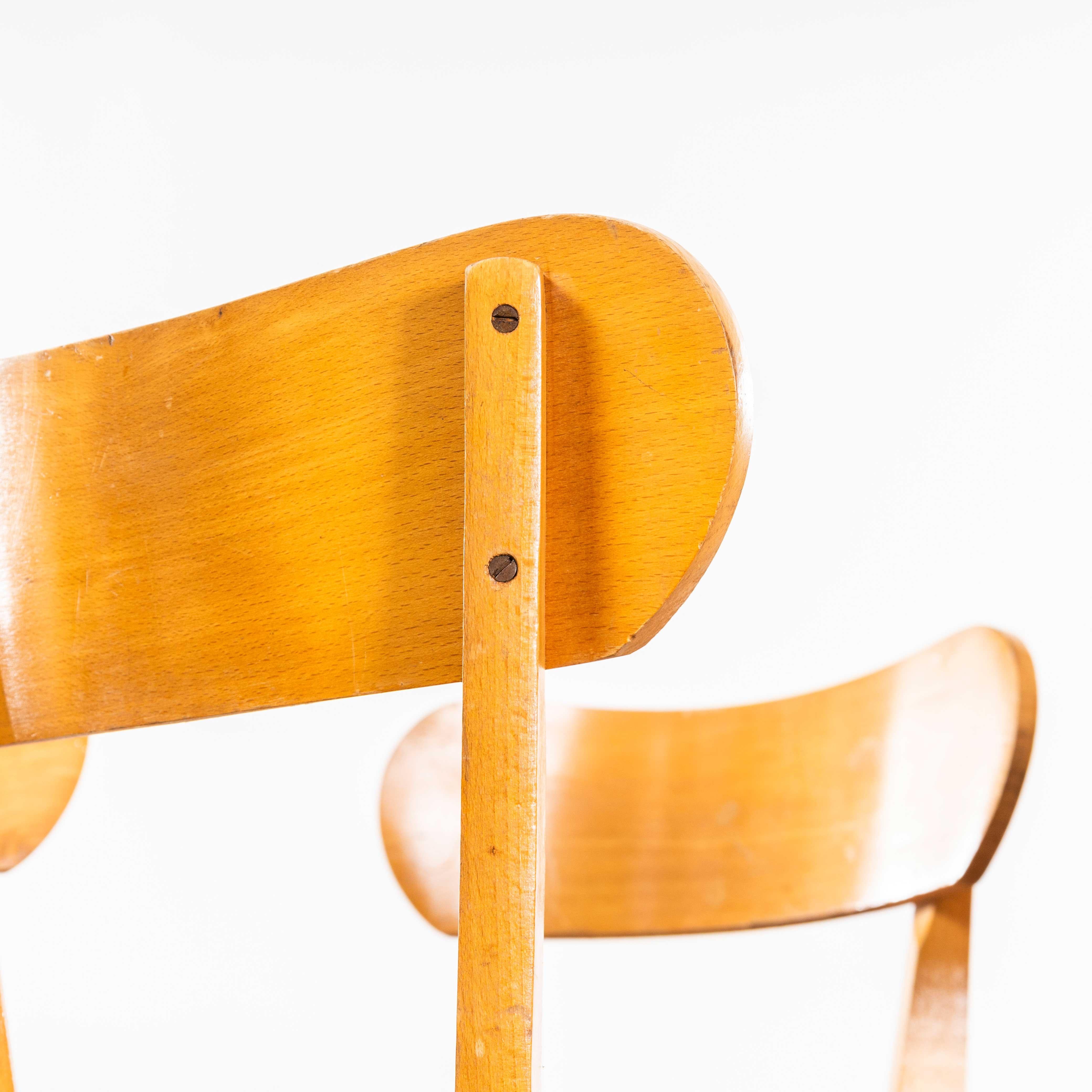 Sillas de comedor francesas Luterma Chapel de madera curvada de los años 50 mediados del siglo XX en venta