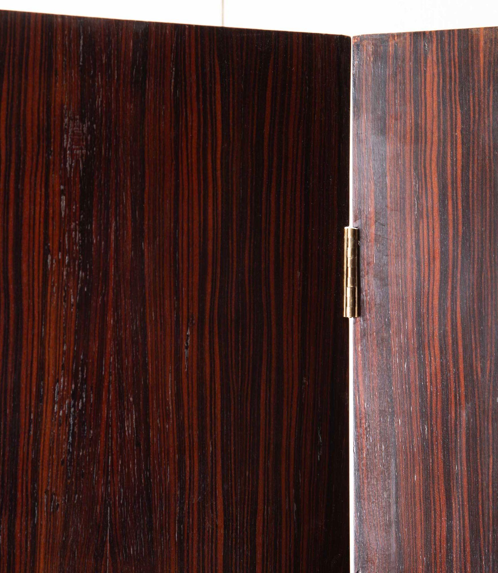 Francese Paravento francese in ebano Macassar del 1950 in vendita