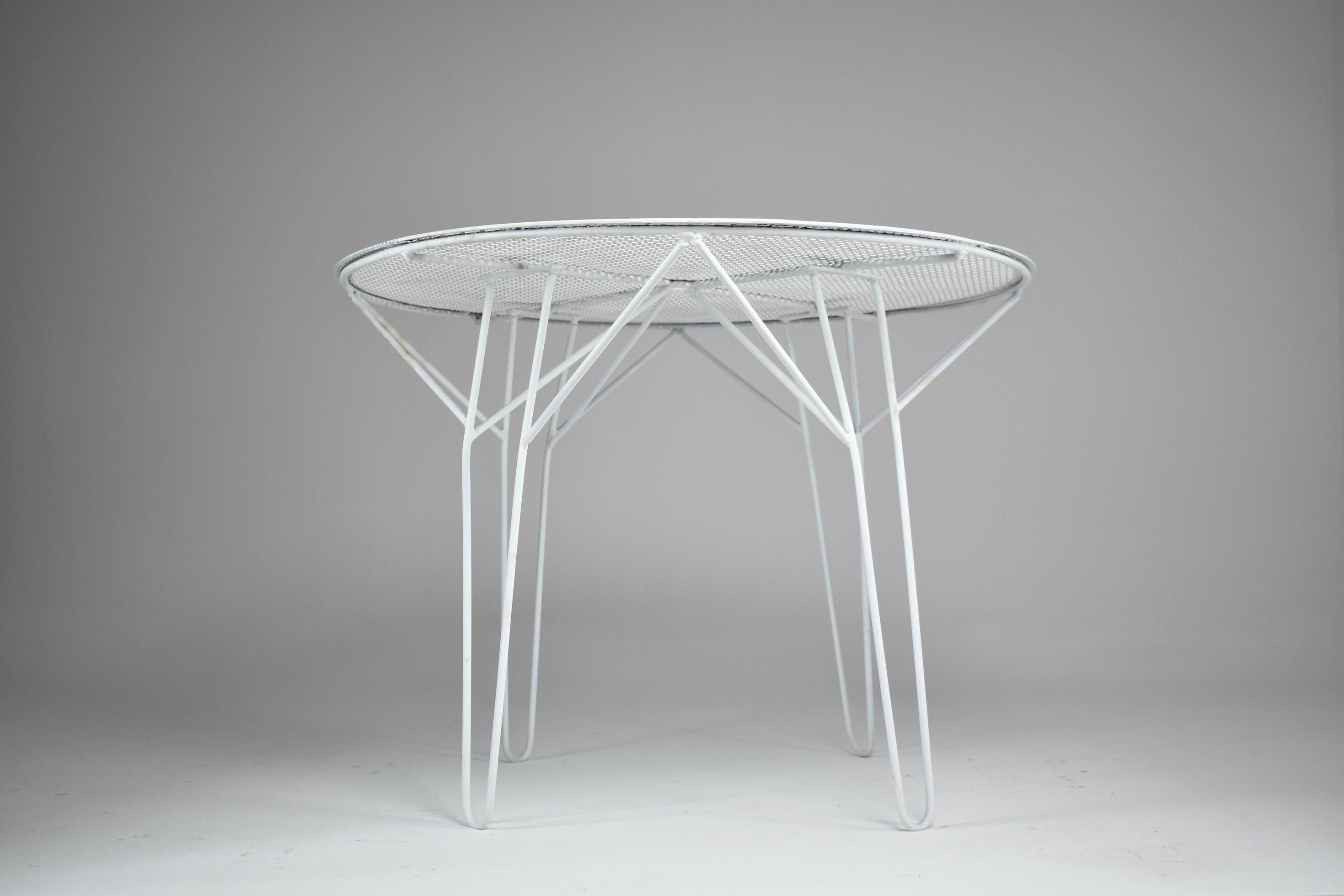 1950's French Mid-Century Mathieu Mategot Garden Table In Good Condition For Sale In Paris, FR