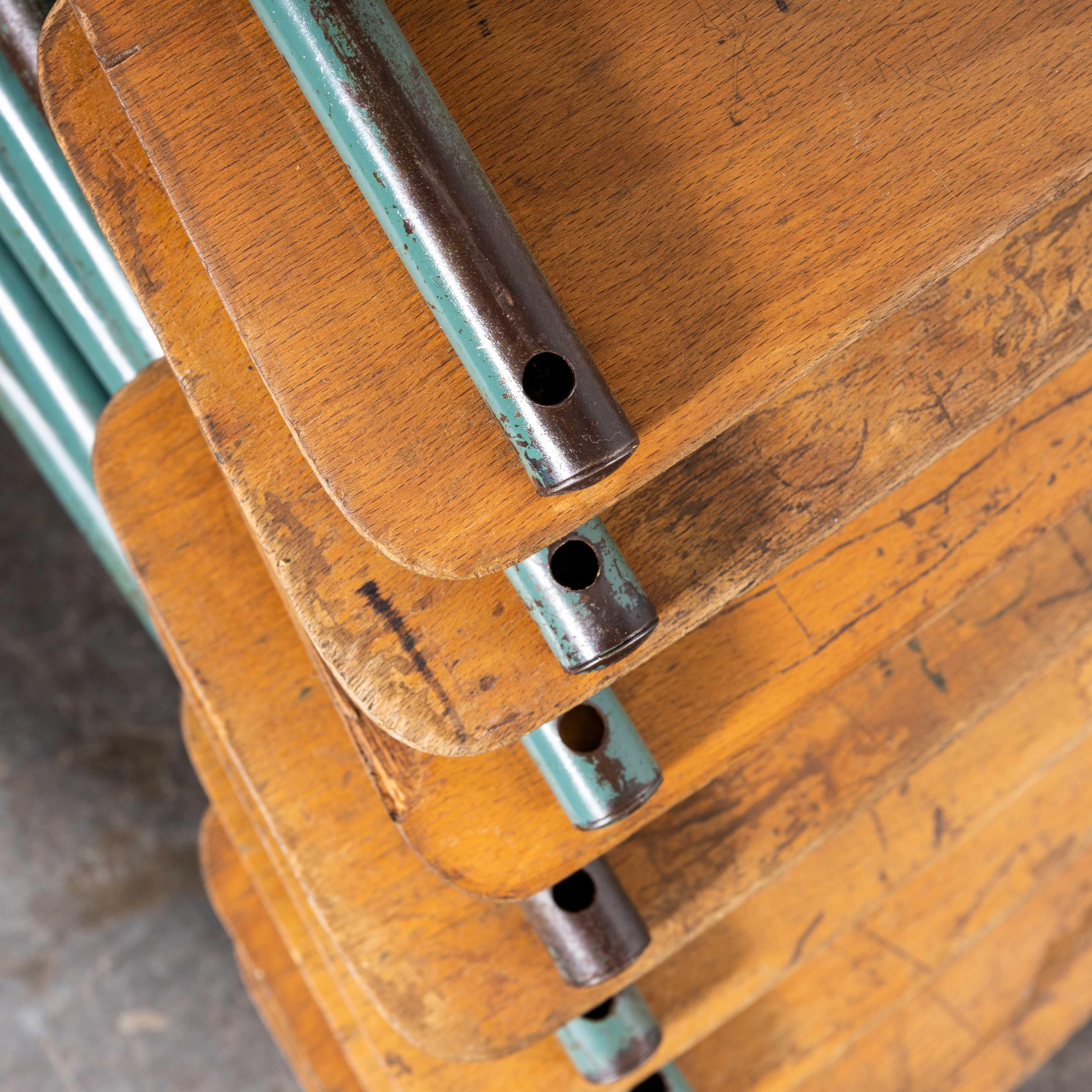 Chaises de salle à manger à assise encadrée en Mullca des années 1950, ensemble de huit en vente 5