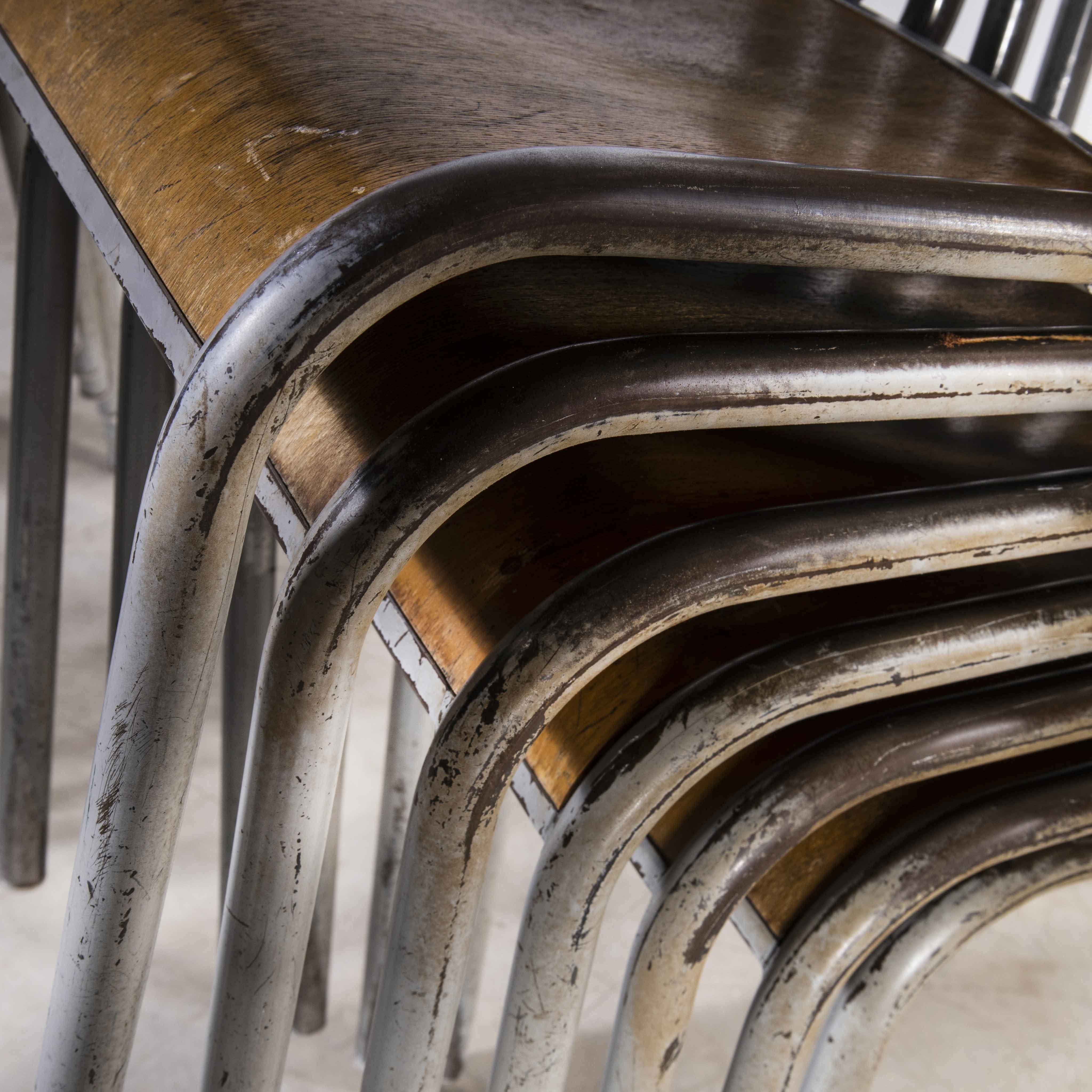 Chaises de salle à manger d'école françaises Mullca à pieds gris des années 1950, ensemble de treize pièces en vente 2