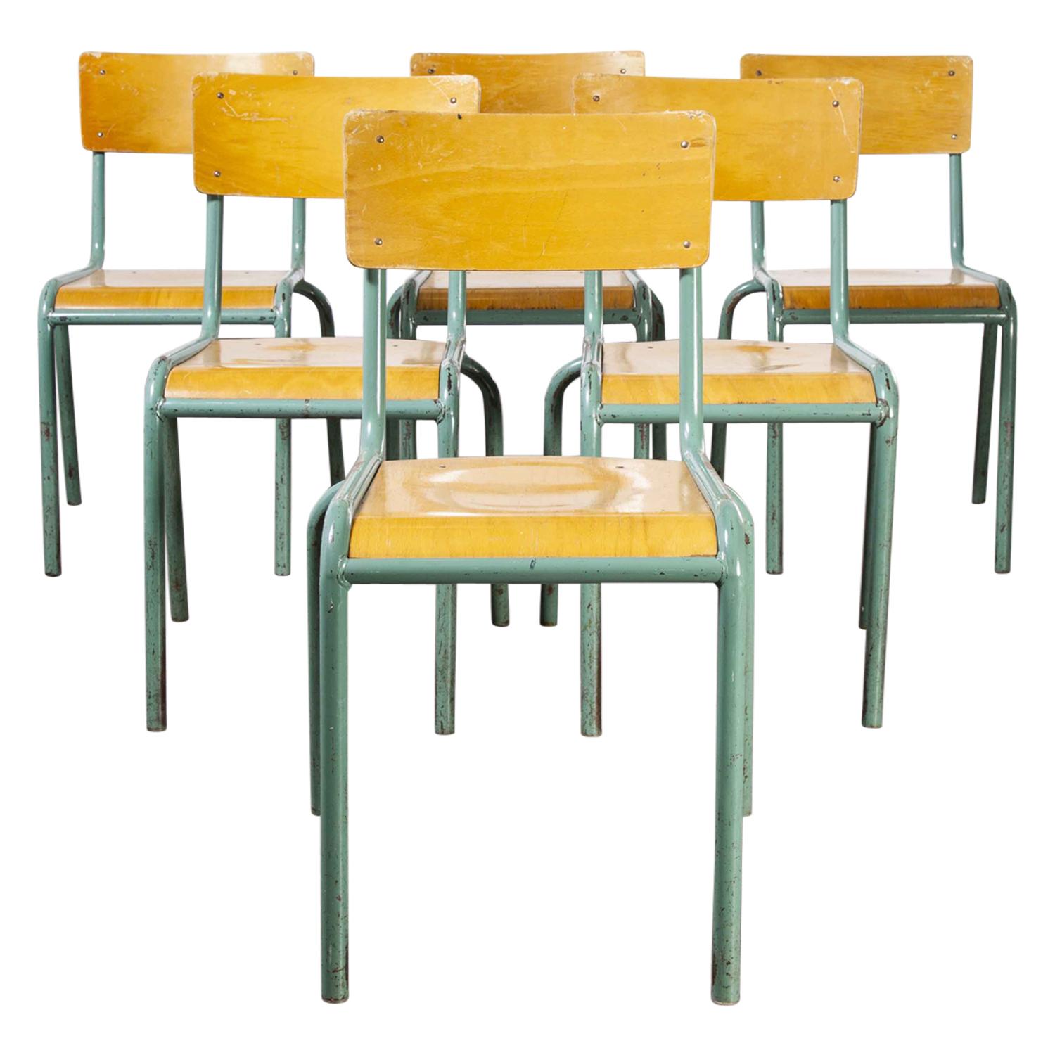 1950
s French Mullca Stacking Chairs, Model 510/1 Mint Green, Set of Six