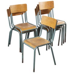 1950er Jahre Französisch Mullca Vintage Stacking Schule:: Esszimmerstühle:: Satz von acht