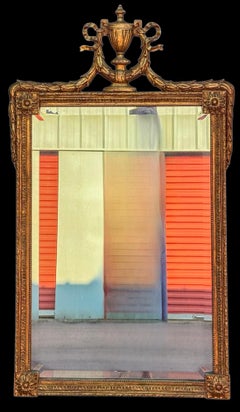 1950er Jahre Französisch Neo-Klassischen Louis XVI-Stil geschnitzt Giltwood Wandspiegel