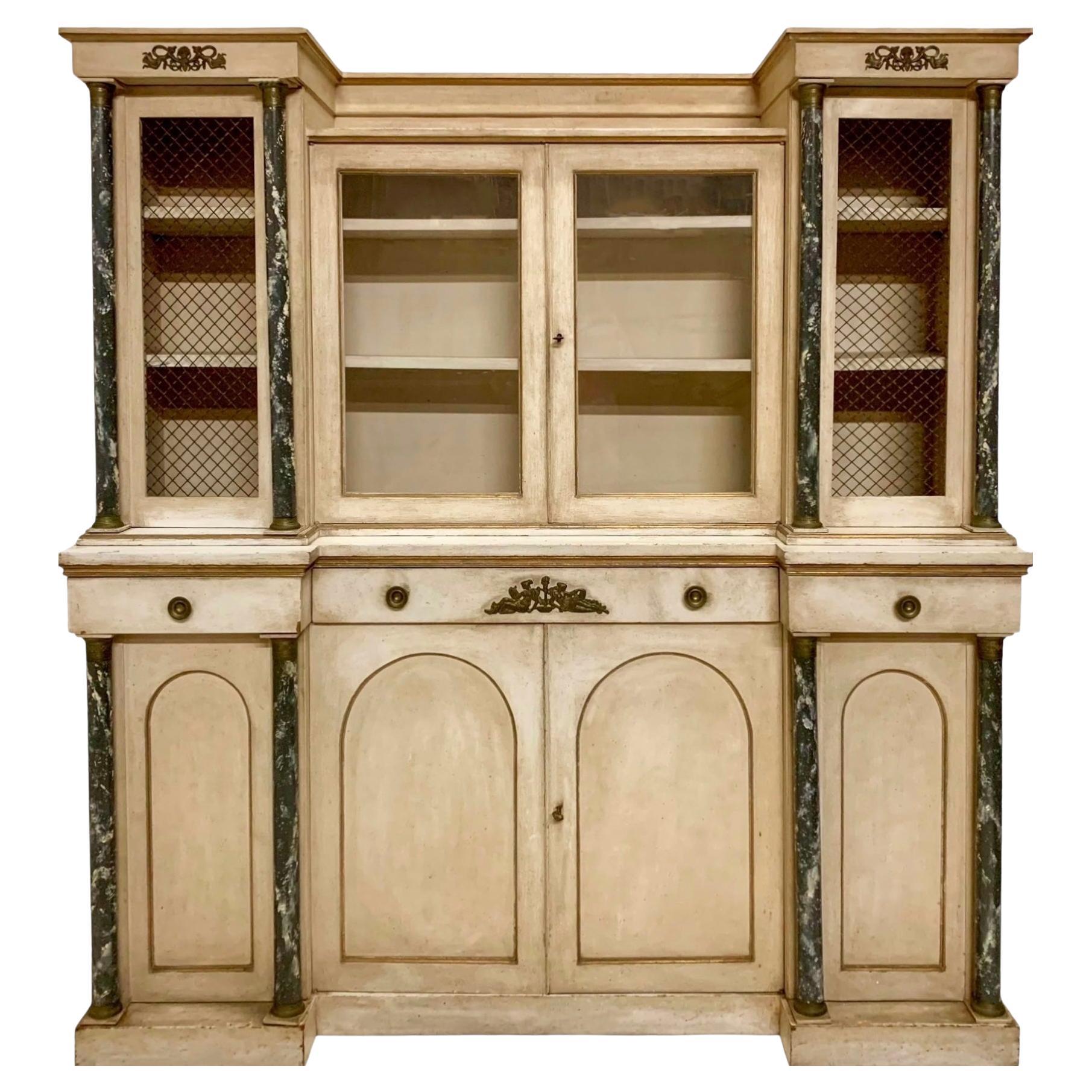 1950er Jahre Französisch Neo-Klassischen Stil Hand gemalt Schrank / Hutch / Sideboard