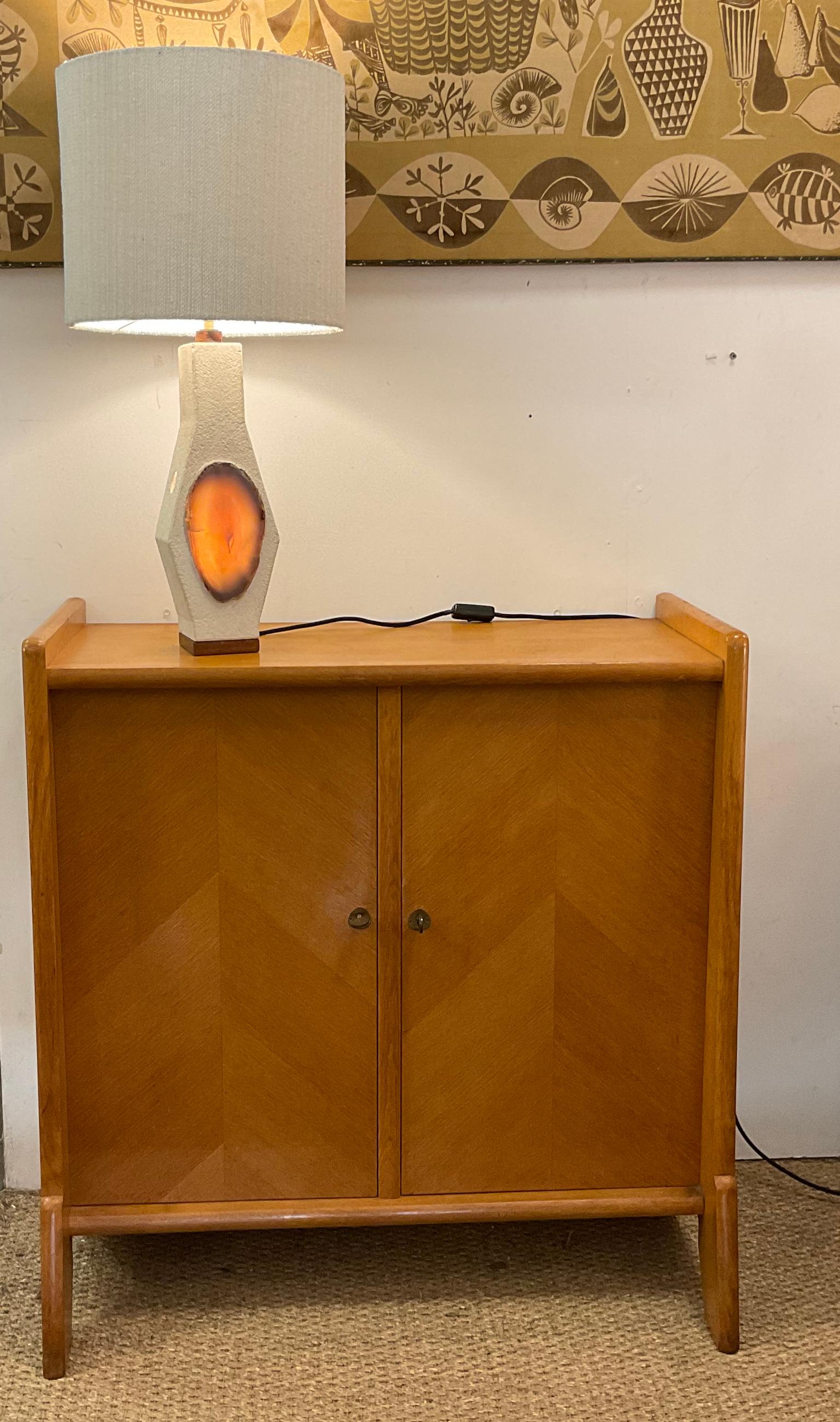 The 1950s French Oak Cabinet im Stil des Herstellers Gérard Guermonprez im Angebot 3
