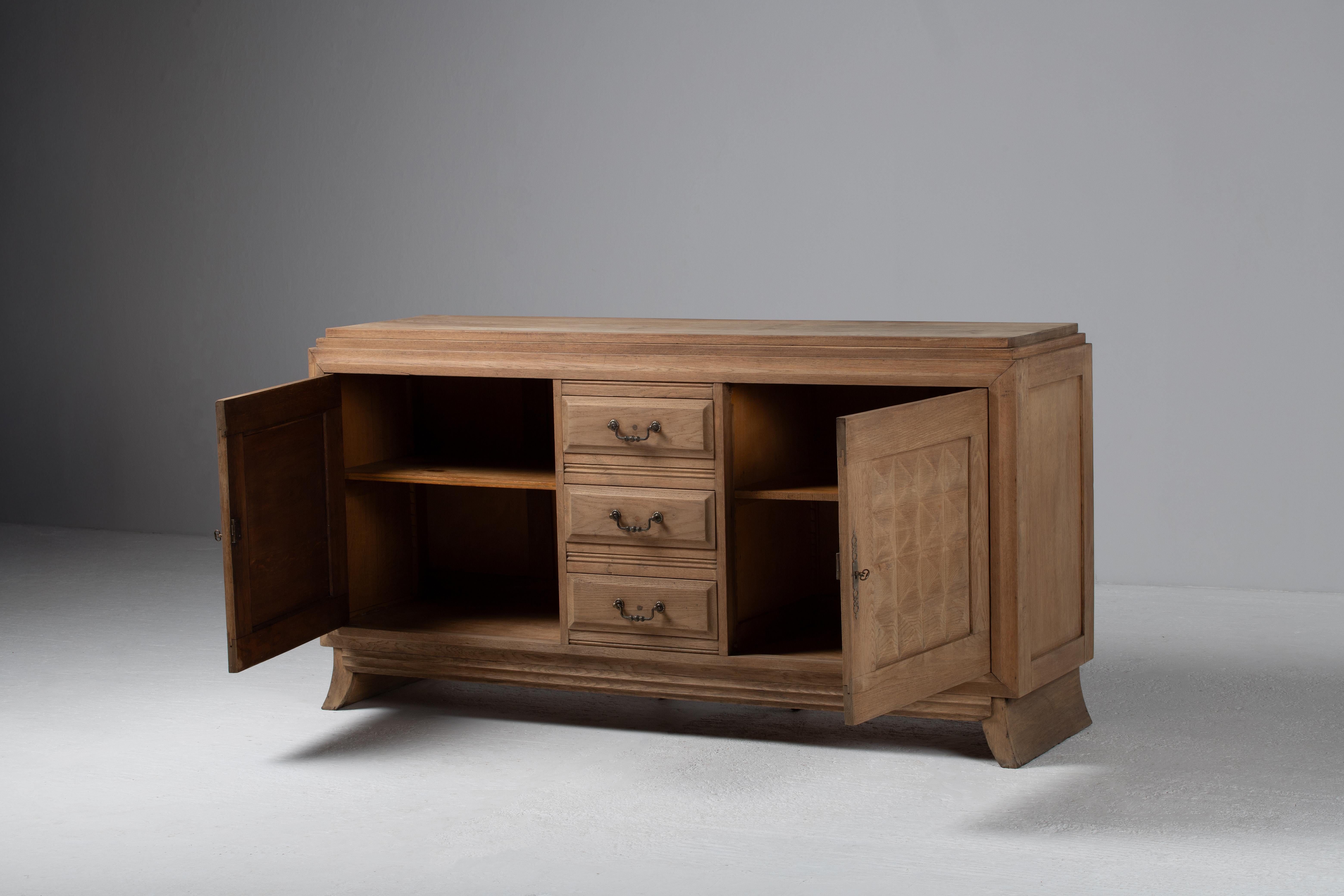 Francese Credenza in Oak francese del 1950 in vendita