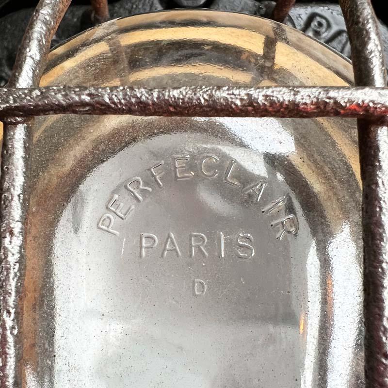 Français Lights de cloison ovale en acier moulé noir des années 1950 par Perfeclair of Paris en vente