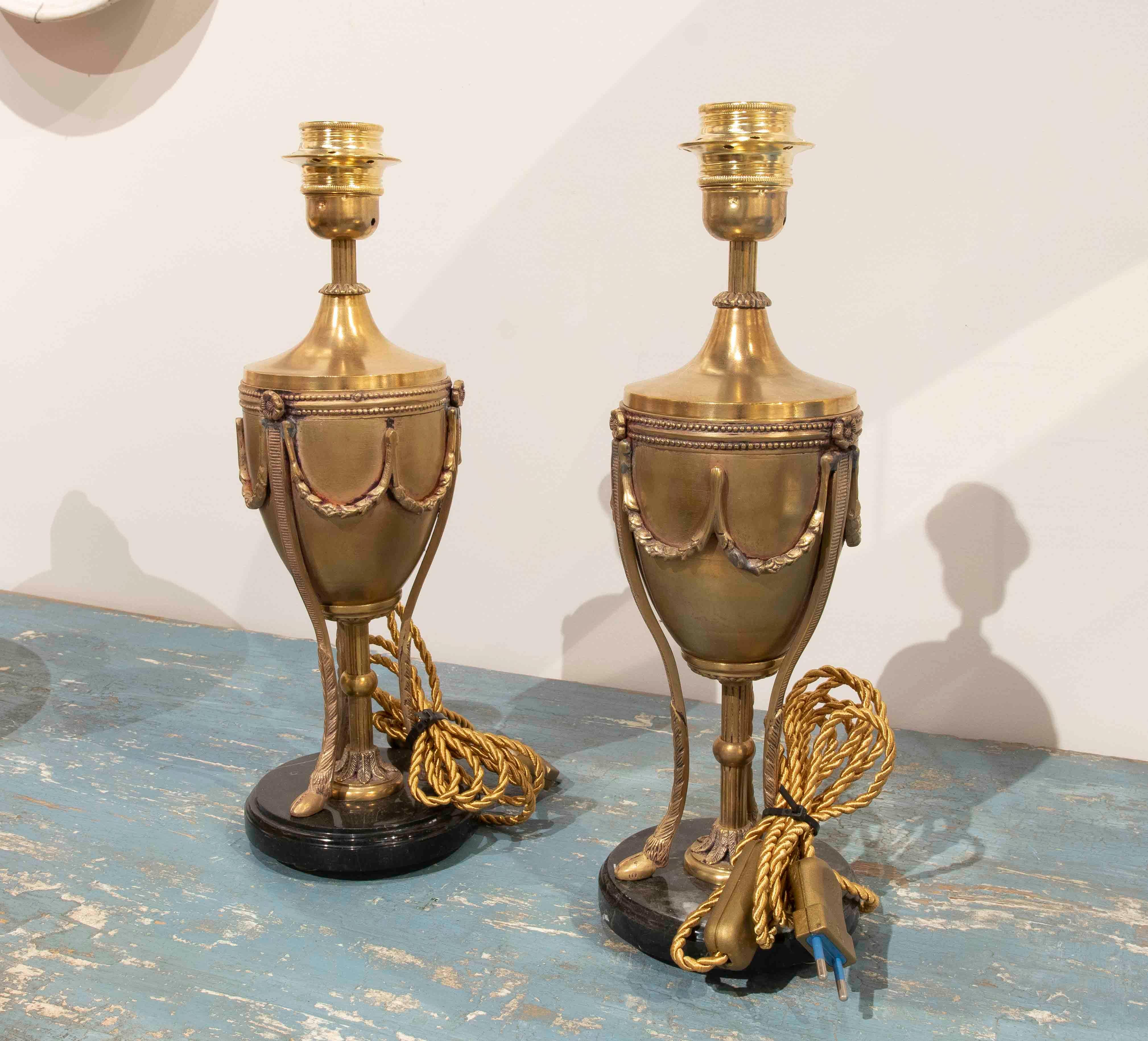 20th Century 1950s French Pair of Brass Lamps with Marble Base For Sale