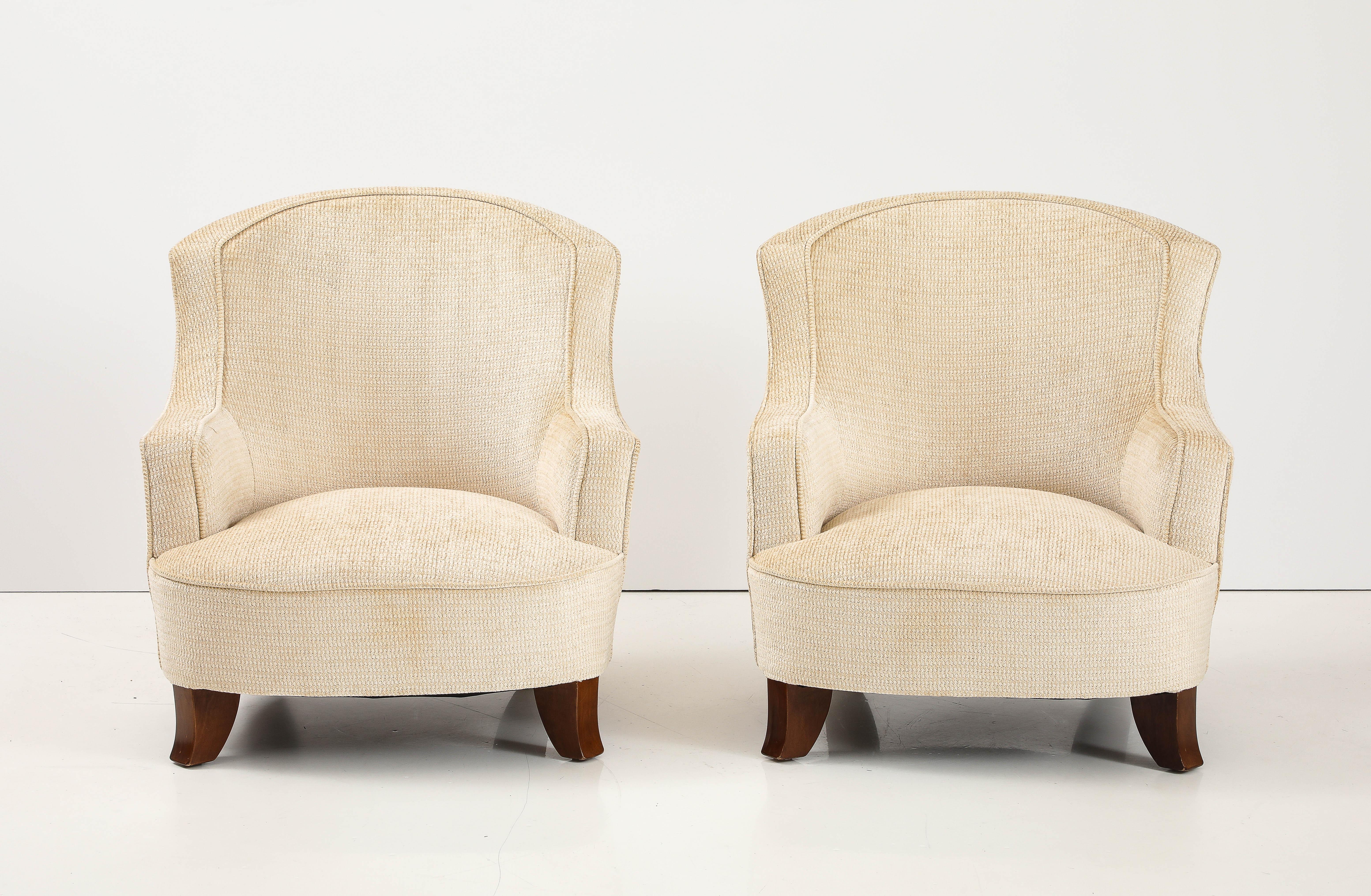 1950's French Petite Lounge Chairs 4