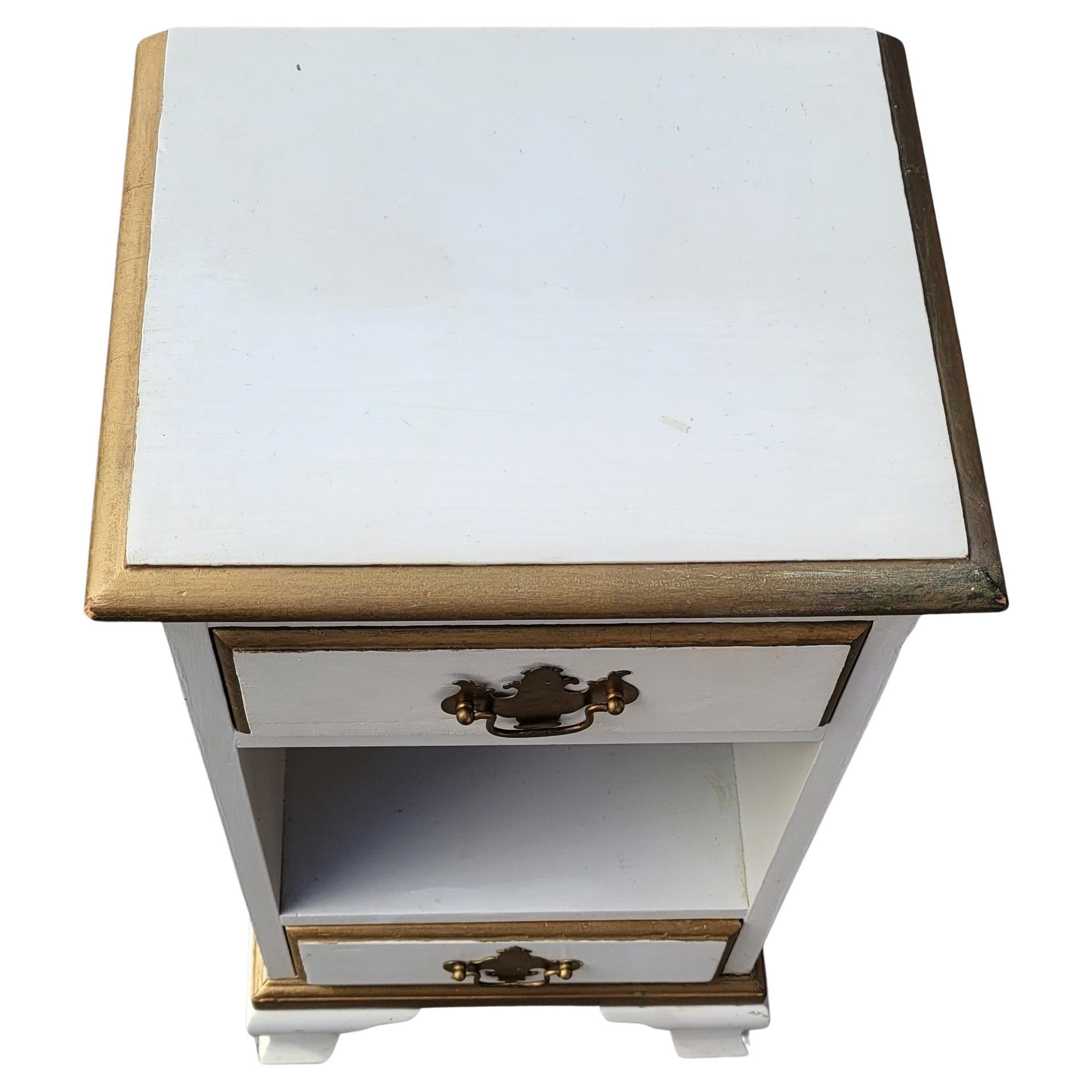 American 1950s French Provincial 2-Drawer Painted Nightstand Table with Giltwood Trims For Sale