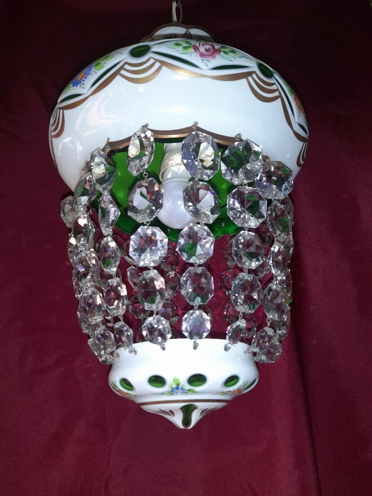 1950's French Regency Opaline Glas geschliffen zu Smaragd - Glas Strang - Laterne im Angebot 1