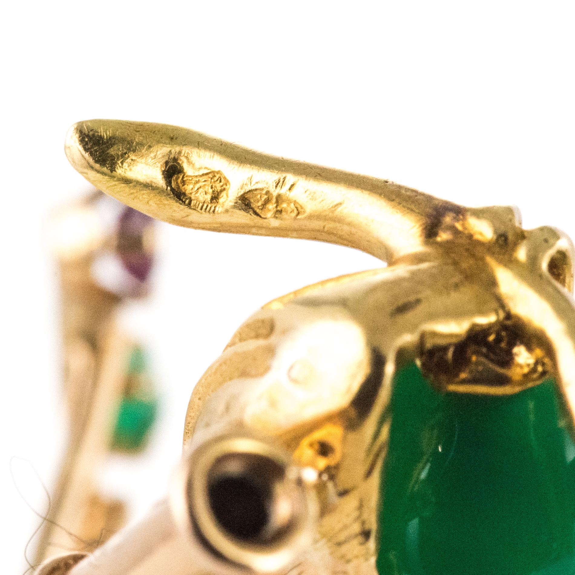 1950s French Ruby Emerald Chrysoprase Diamond 18 Karat Yellow Gold Bird Brooch For Sale 13