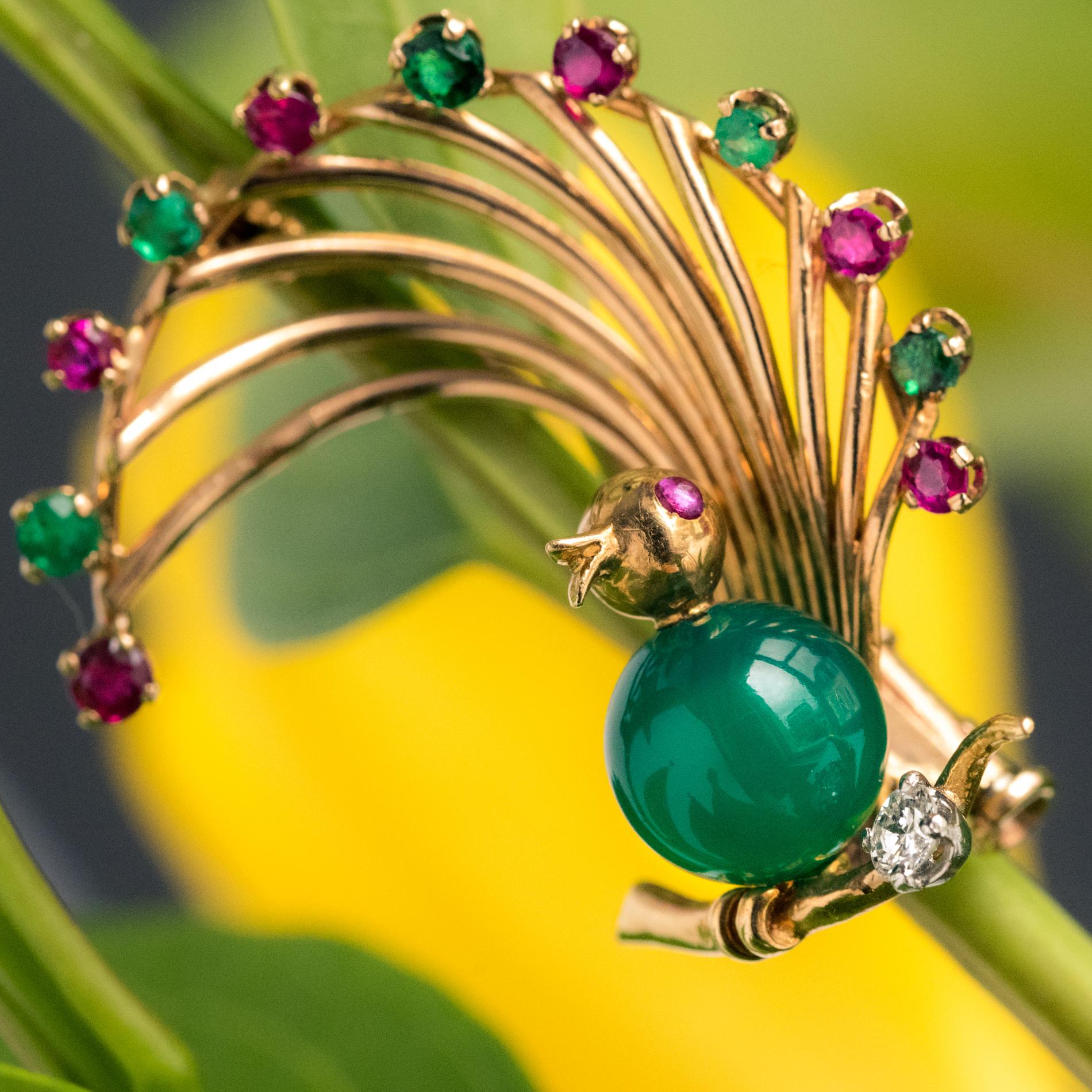 1950s French Ruby Emerald Chrysoprase Diamond 18 Karat Yellow Gold Bird Brooch For Sale 2