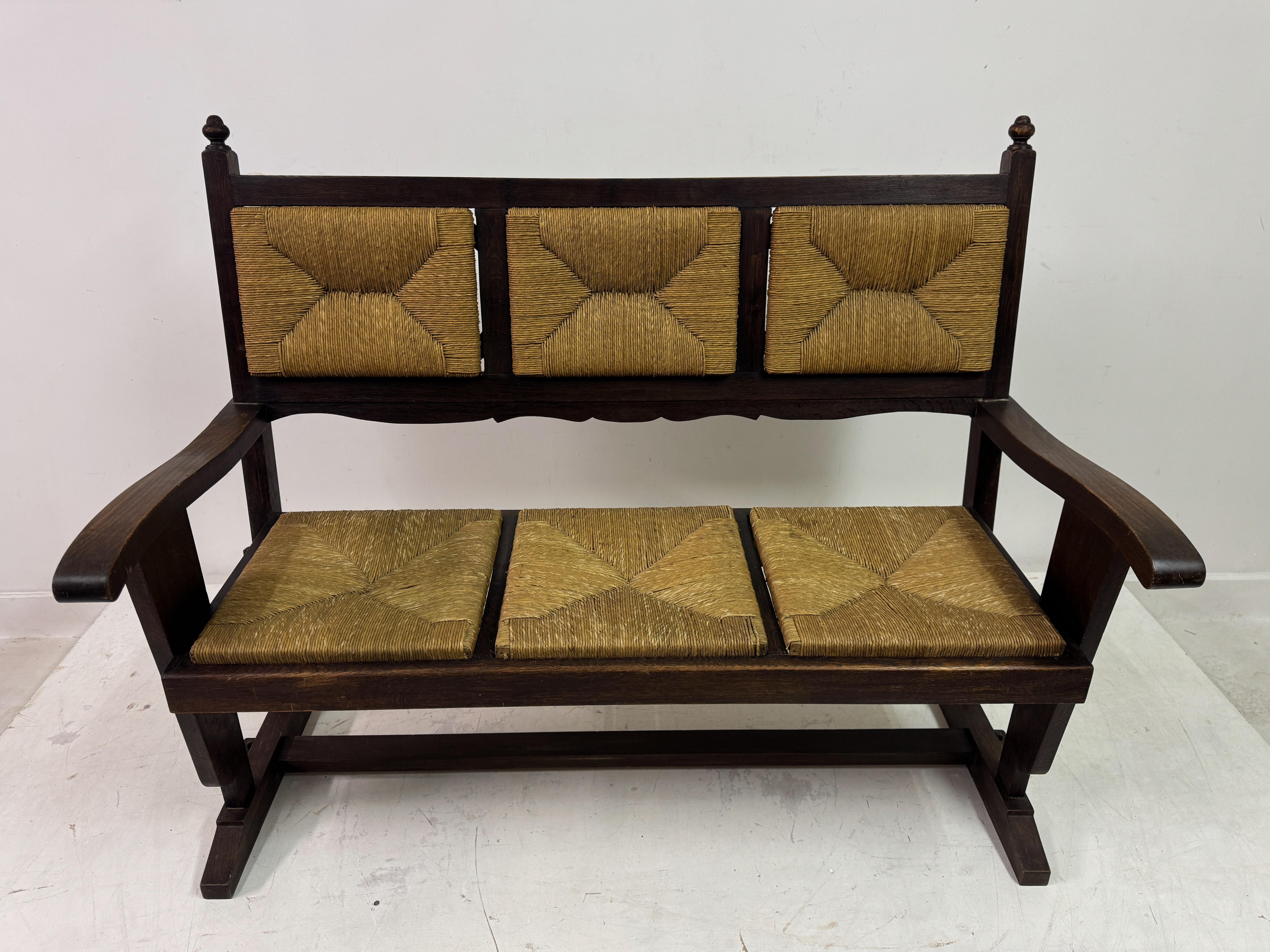 Country Banc en jonc français des années 1950 dans le style de Charles Dudouyt en vente