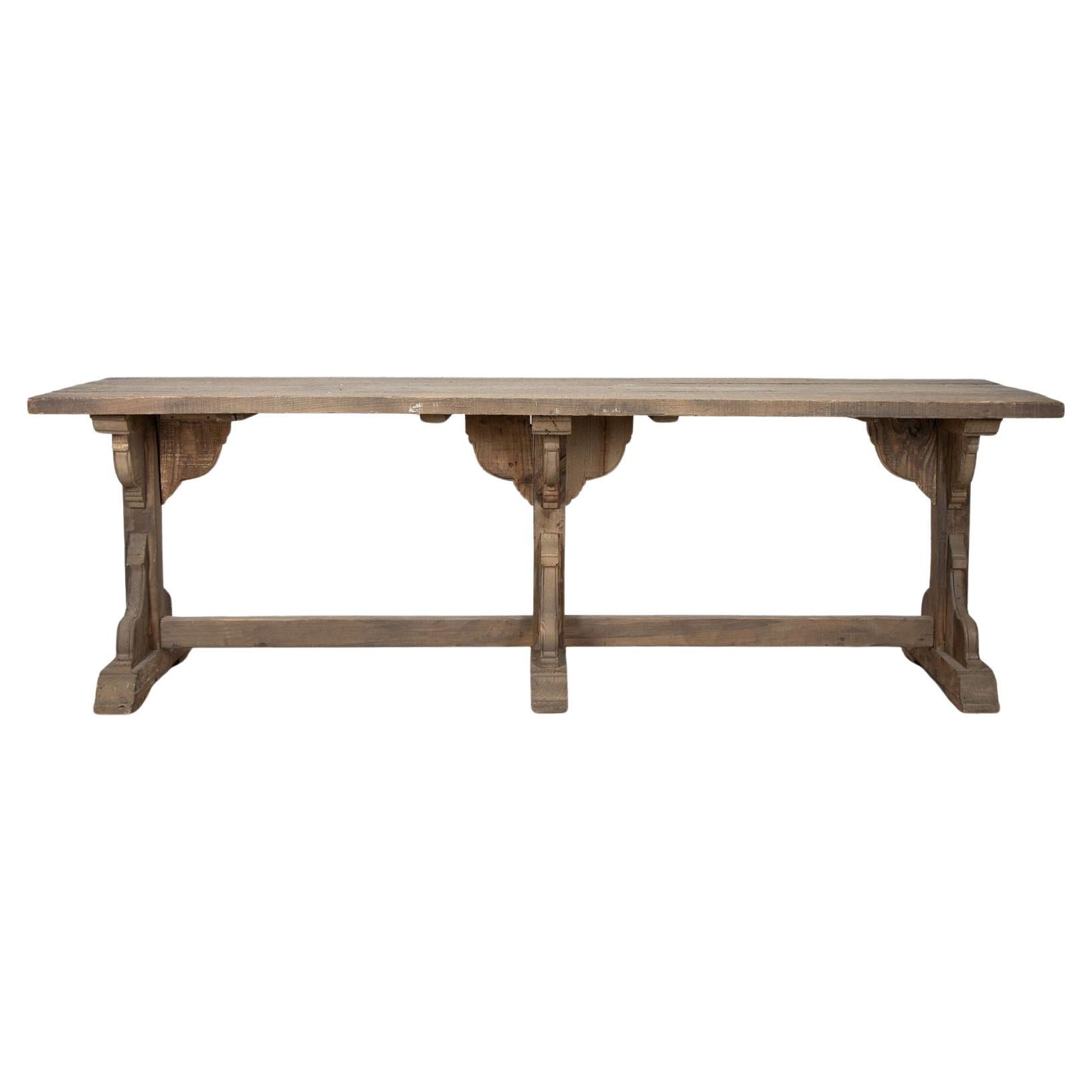 Mesa de pedestal de roble rústica francesa de los años 50