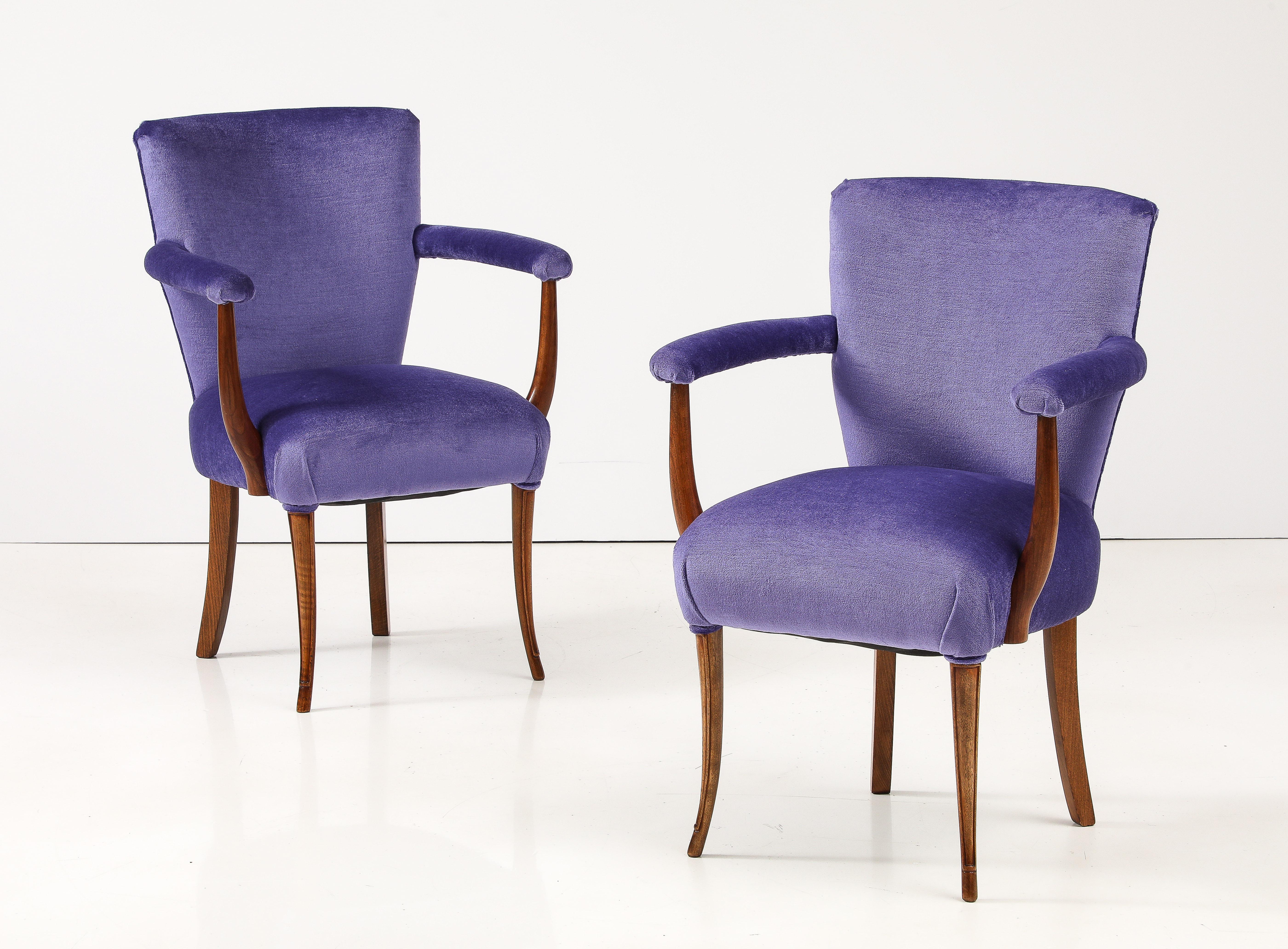 Französische Beistellstühle aus den 1950er Jahren mit Mohair-Polsterung (Mohairwolle) im Angebot