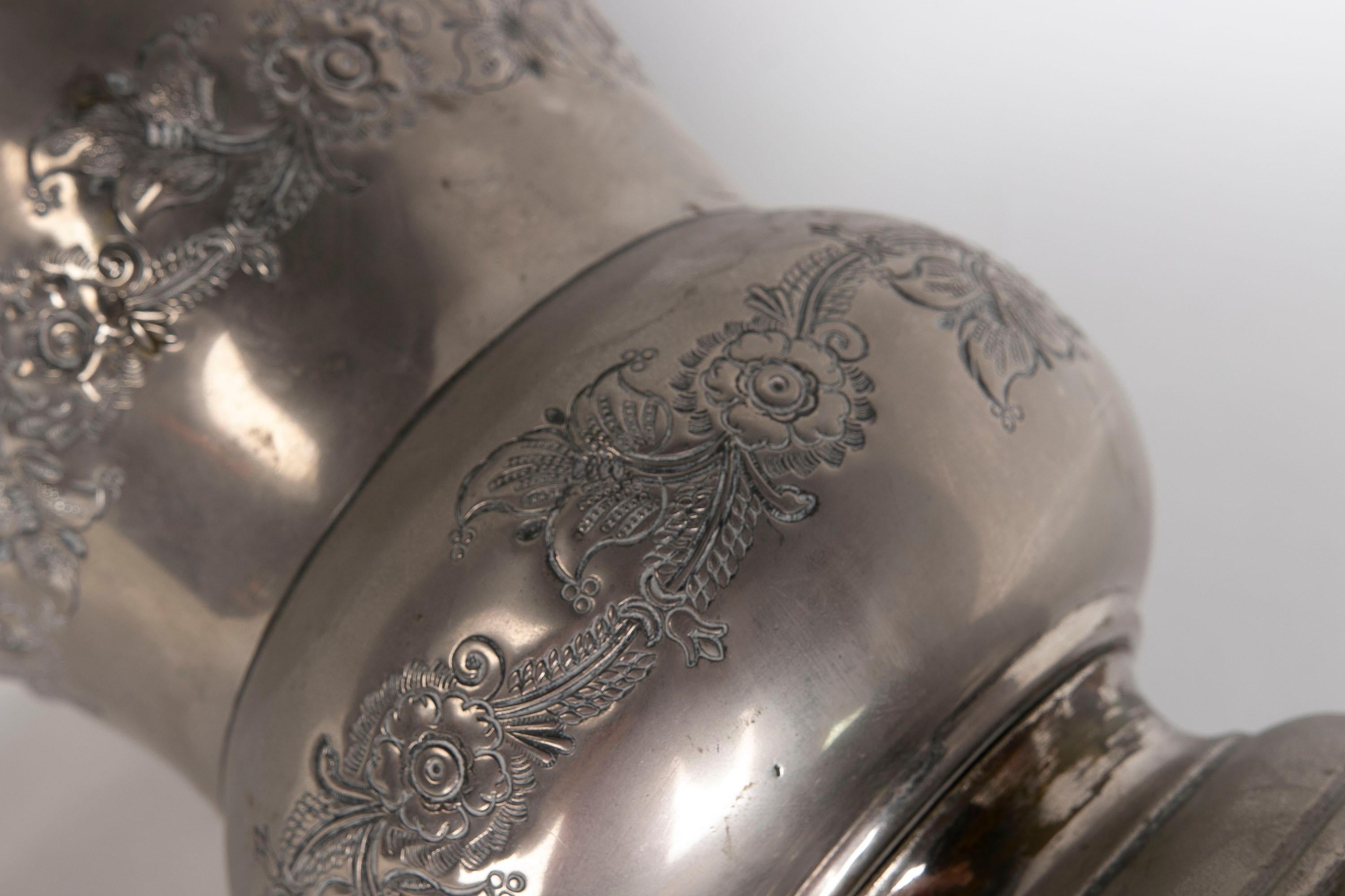 1950s French Silver Plated Metal Vase with Lettering, with Flower Decoration For Sale 6