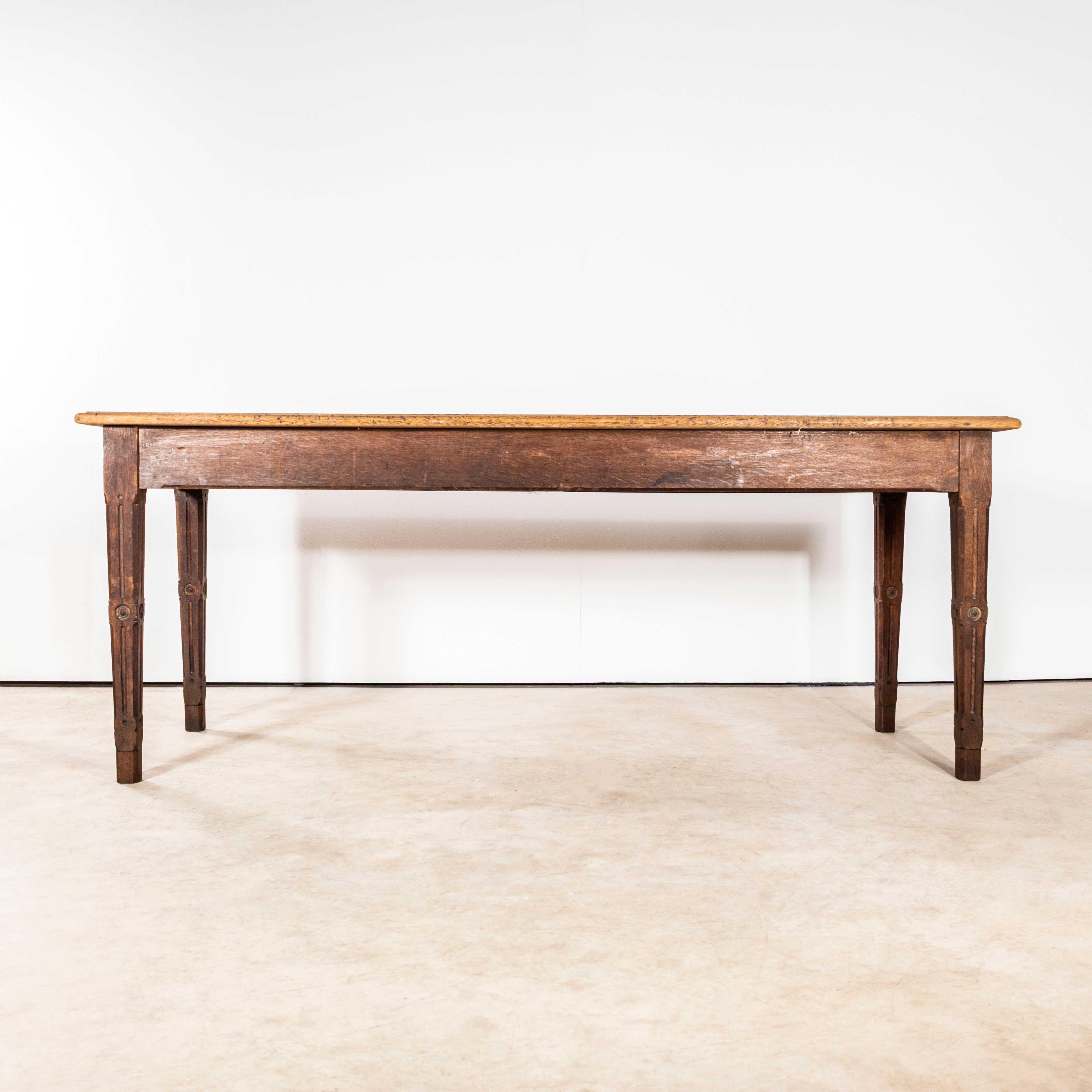1950's French Two Drawer Farmhouse Rectangular Dining Table Bon état - En vente à Hook, Hampshire