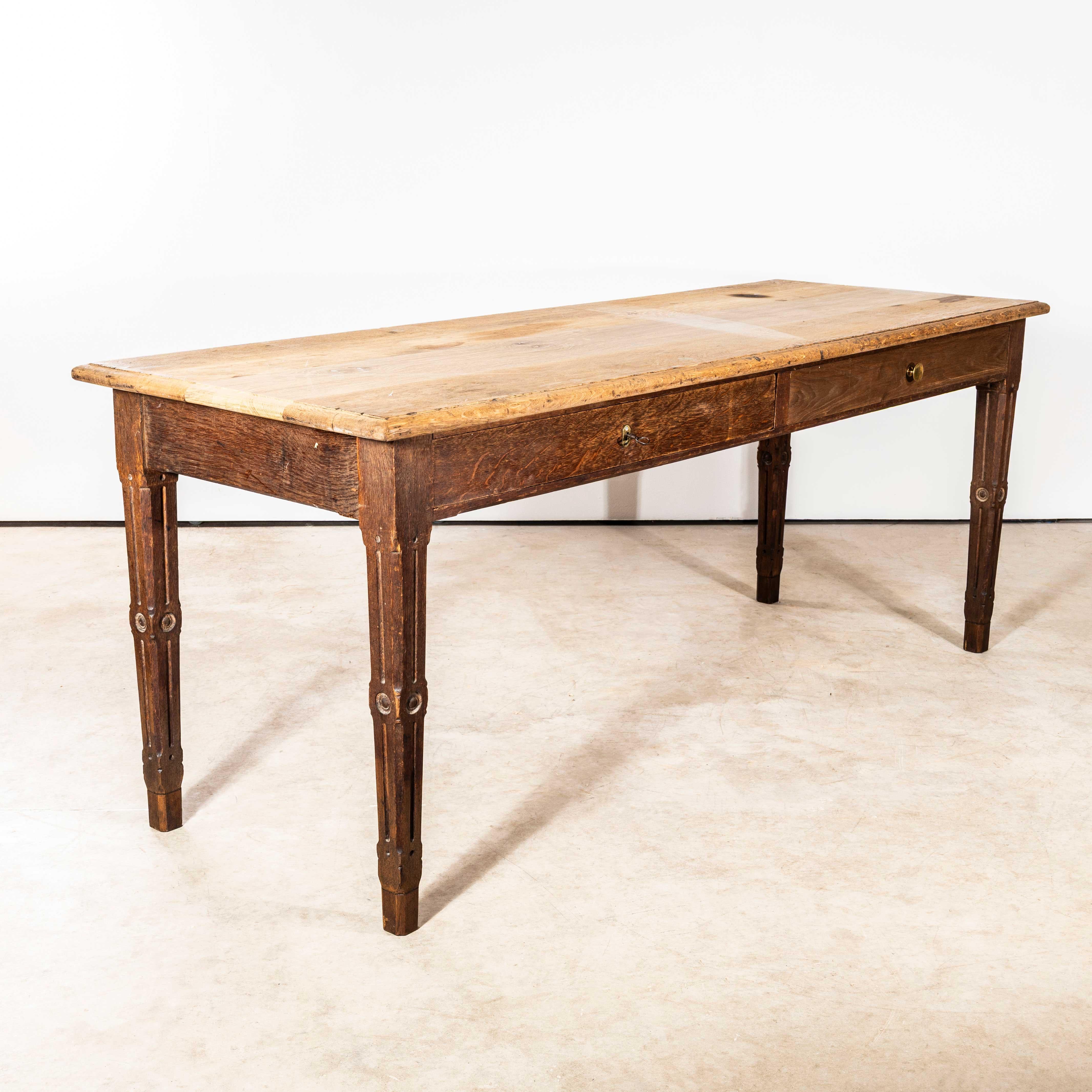1950's French Two Drawer Farmhouse Rectangular Dining Table en vente 1