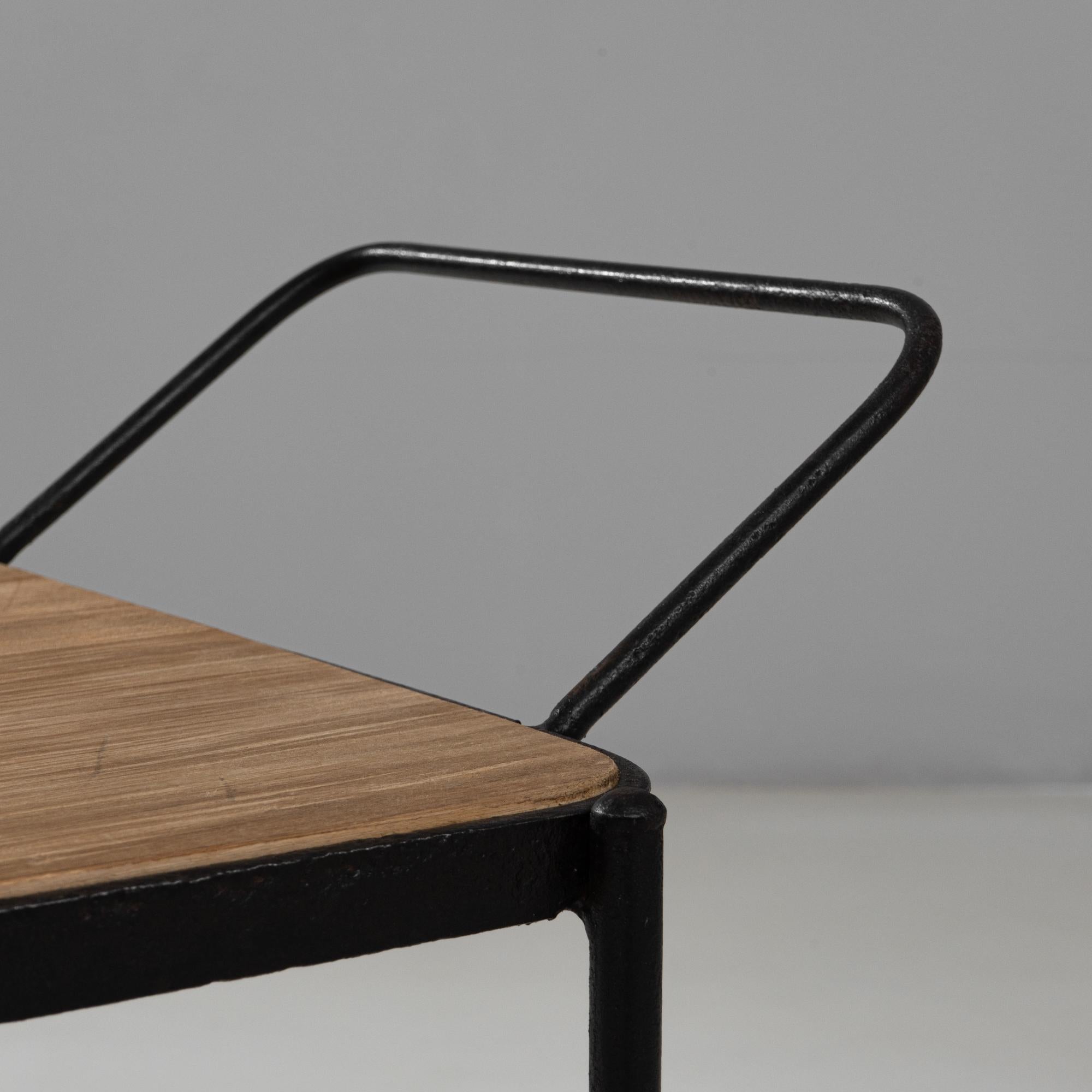 1950s French Two-Tier Metal and Wood Bar Cart With Bottle Holder For Sale 5