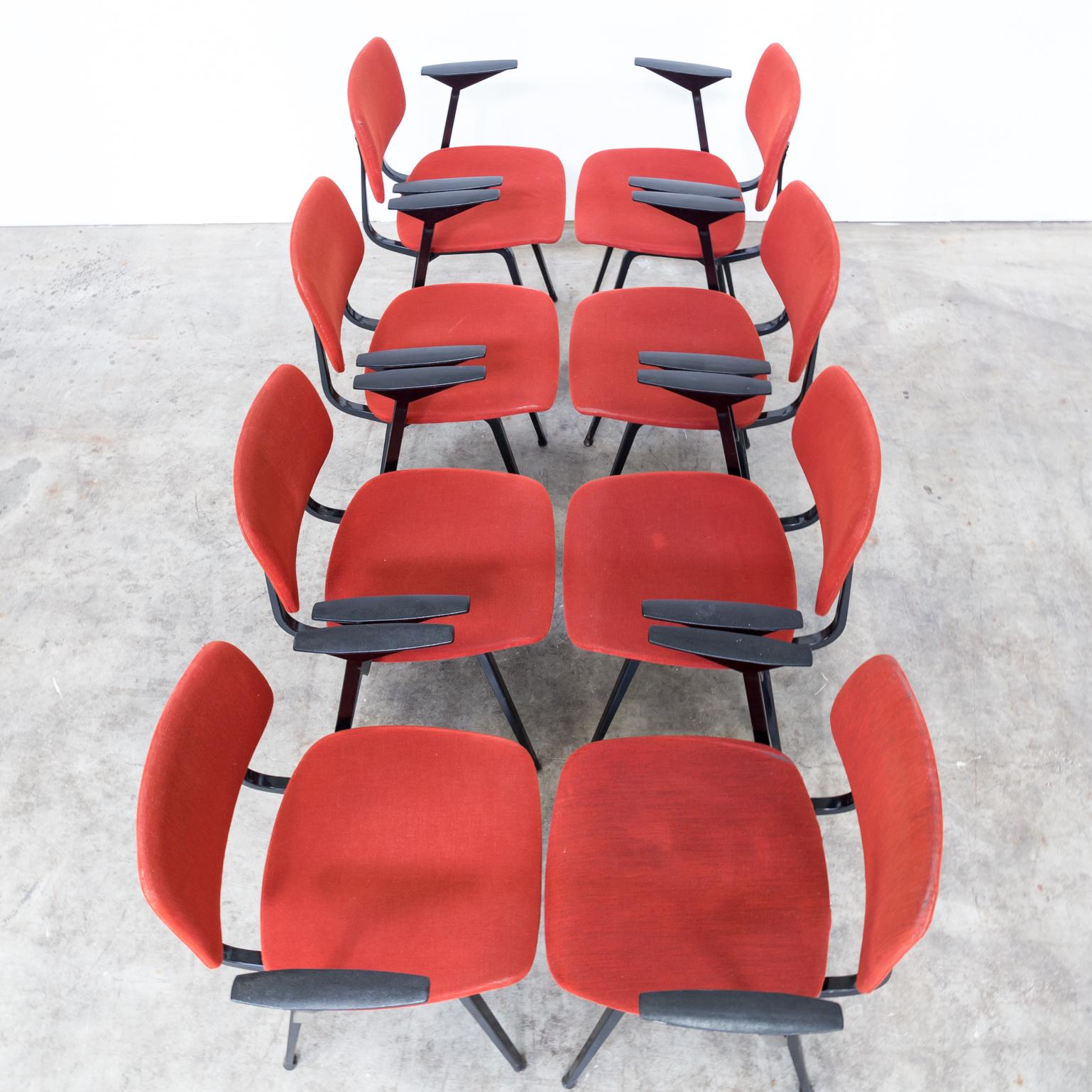 1950s Friso Kramer ‘Revolt’ Chair for Ahrend Set of Eight For Sale 5